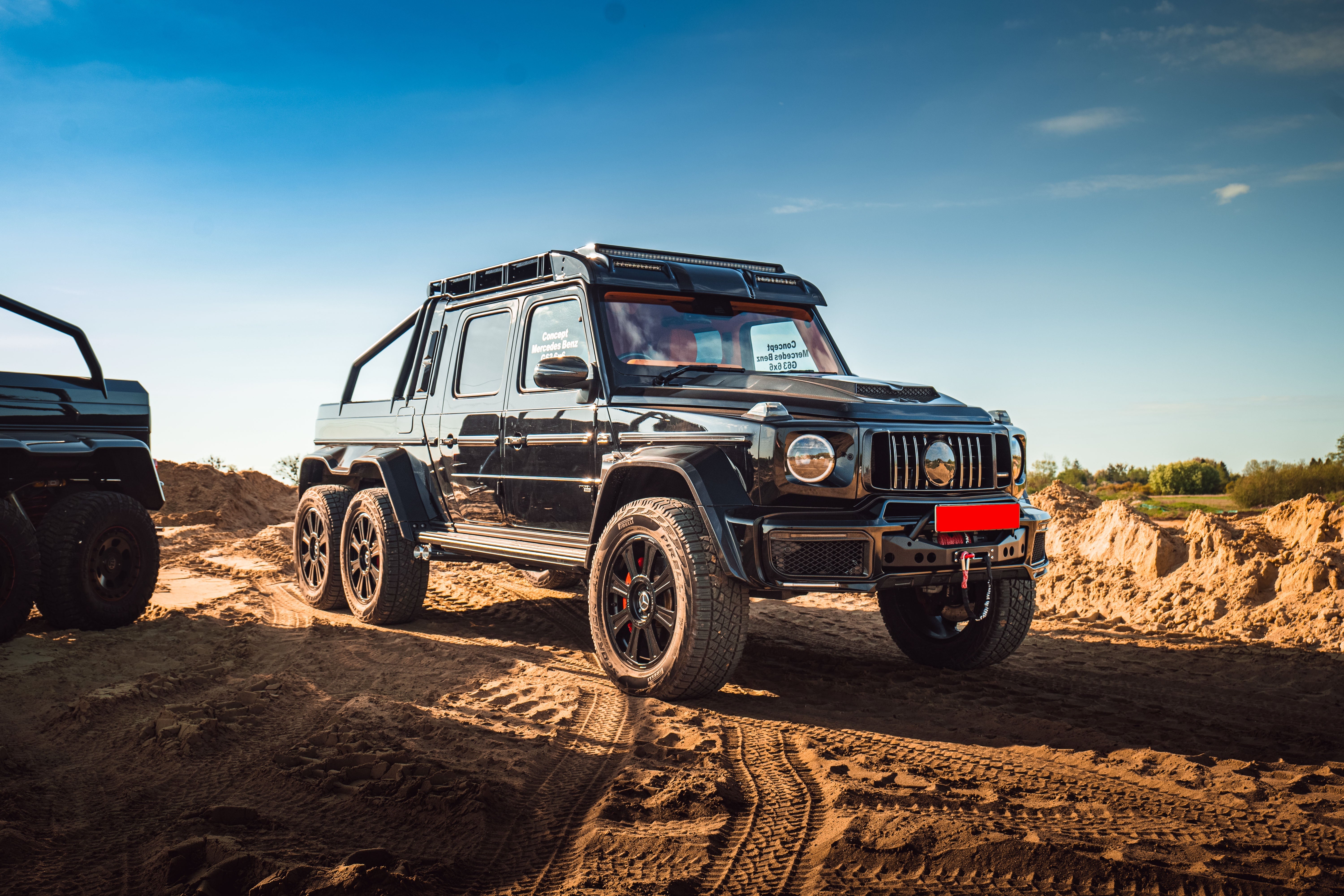 Mercedes-Benz W463A XLP Brabus 900 6x6 – Extreme Custom by Custom Class