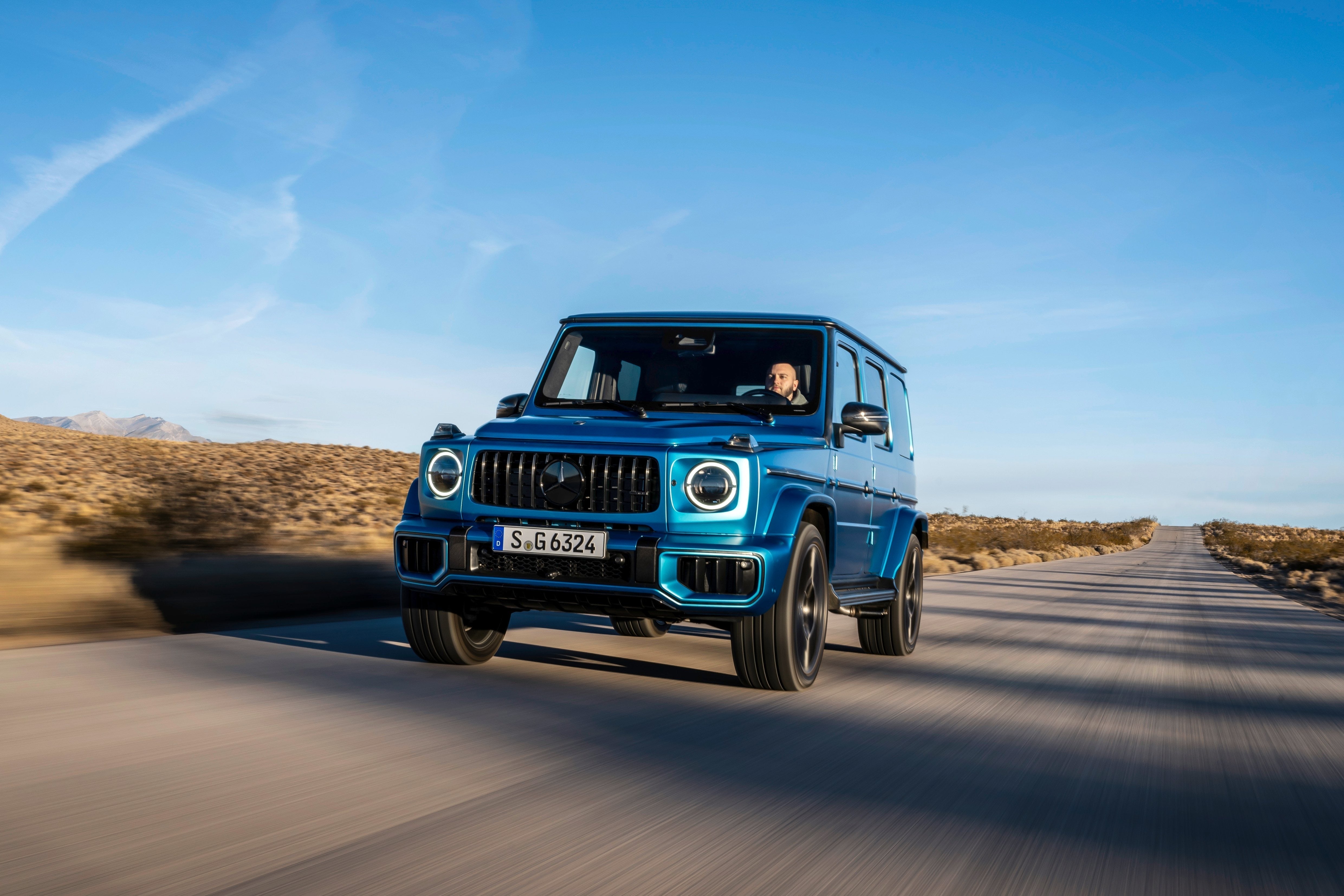 Difference Between Mercedes-Benz G-Class W465 2024 and W463A 2018-2024