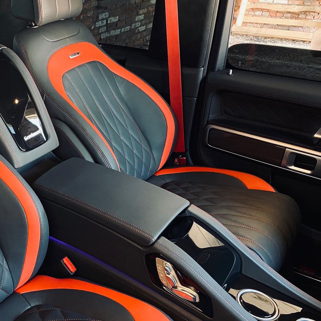 Separate Multicontour Rear Seats with Central Multifunctional Panel for Mercedes-Benz W463A W464 - Custom Class