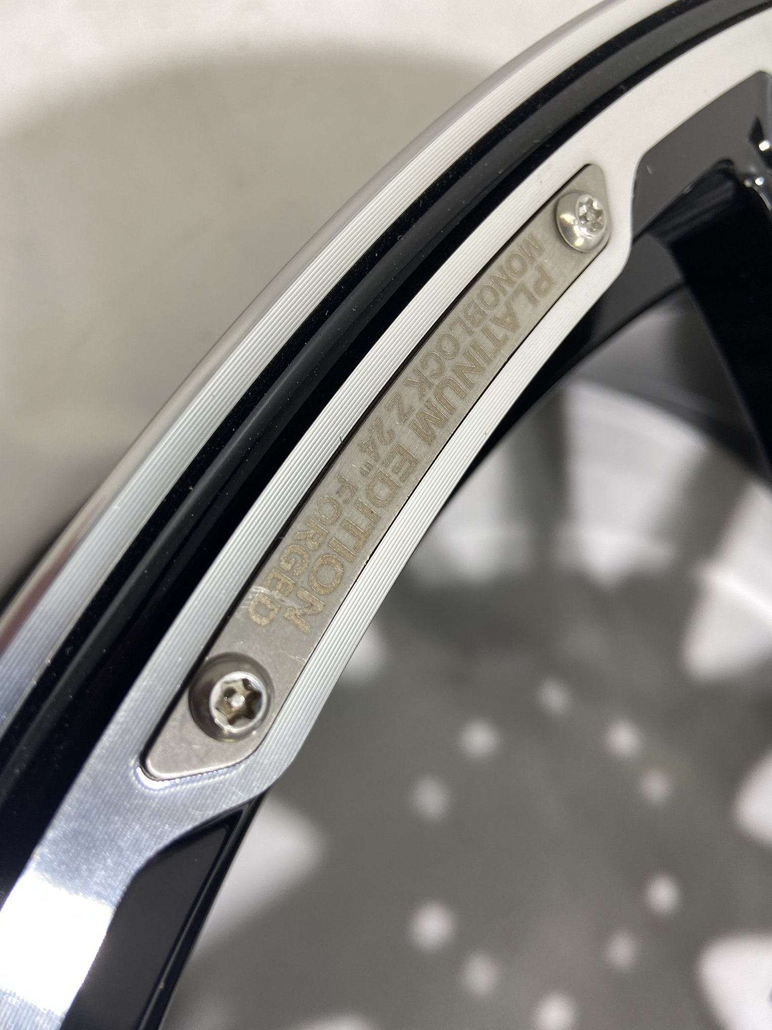 22R Brabus Monoblock Z Platinum Rims for Mercedes-Benz W463 W463A W464 G-Class - Custom Class