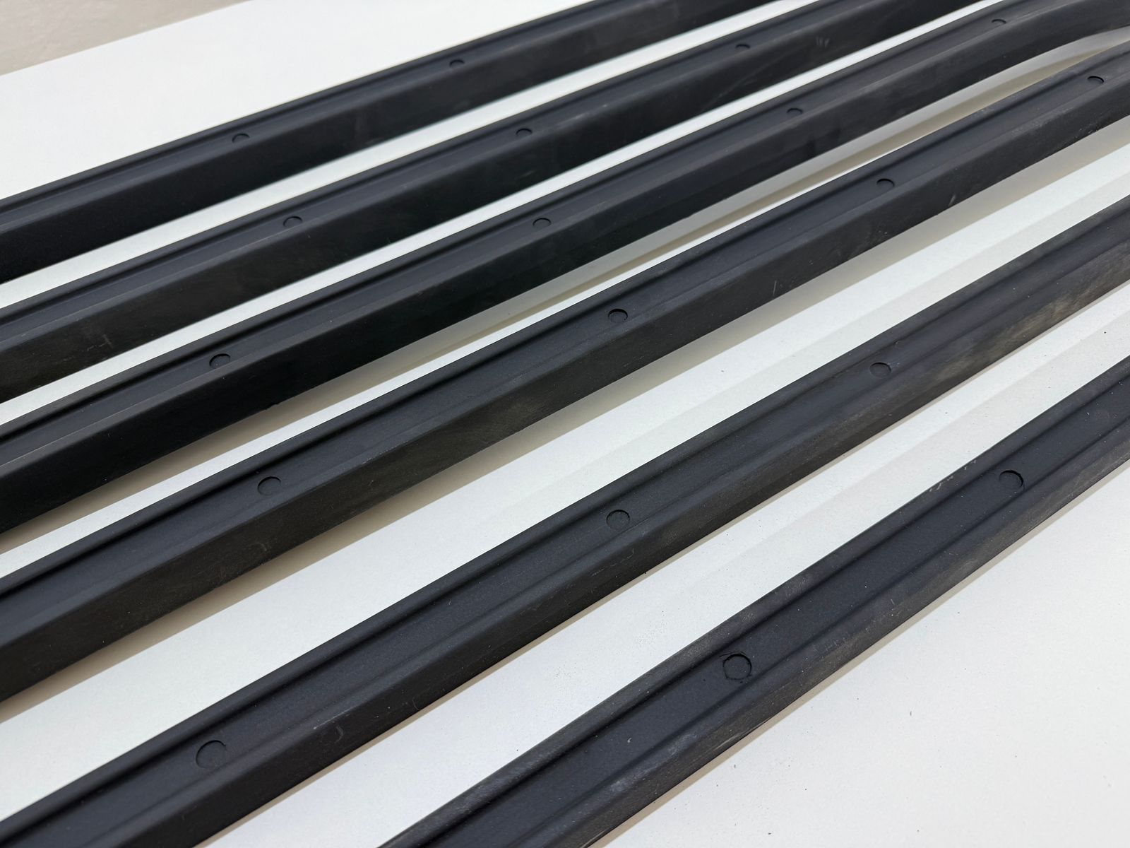 3-Door Side Mouldings Set Fiberglass for G-Wagon W460 W461