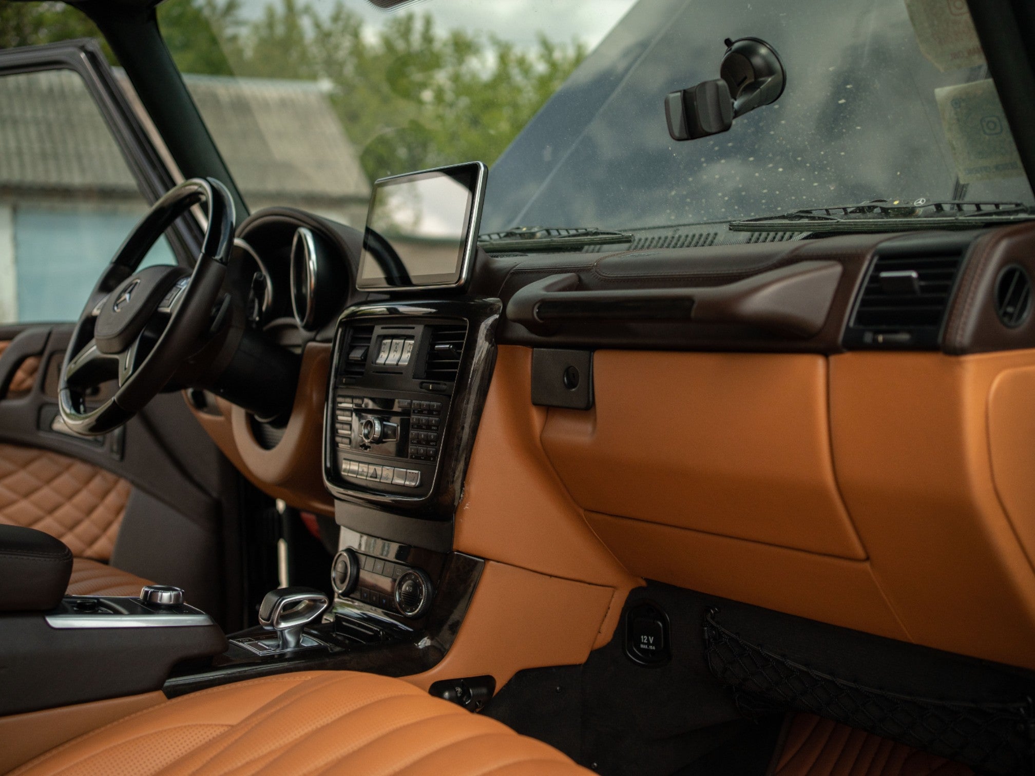 6x6 interior upholstery trim remanufacture for Mercedes Benz W463 G-Class - Custom Class