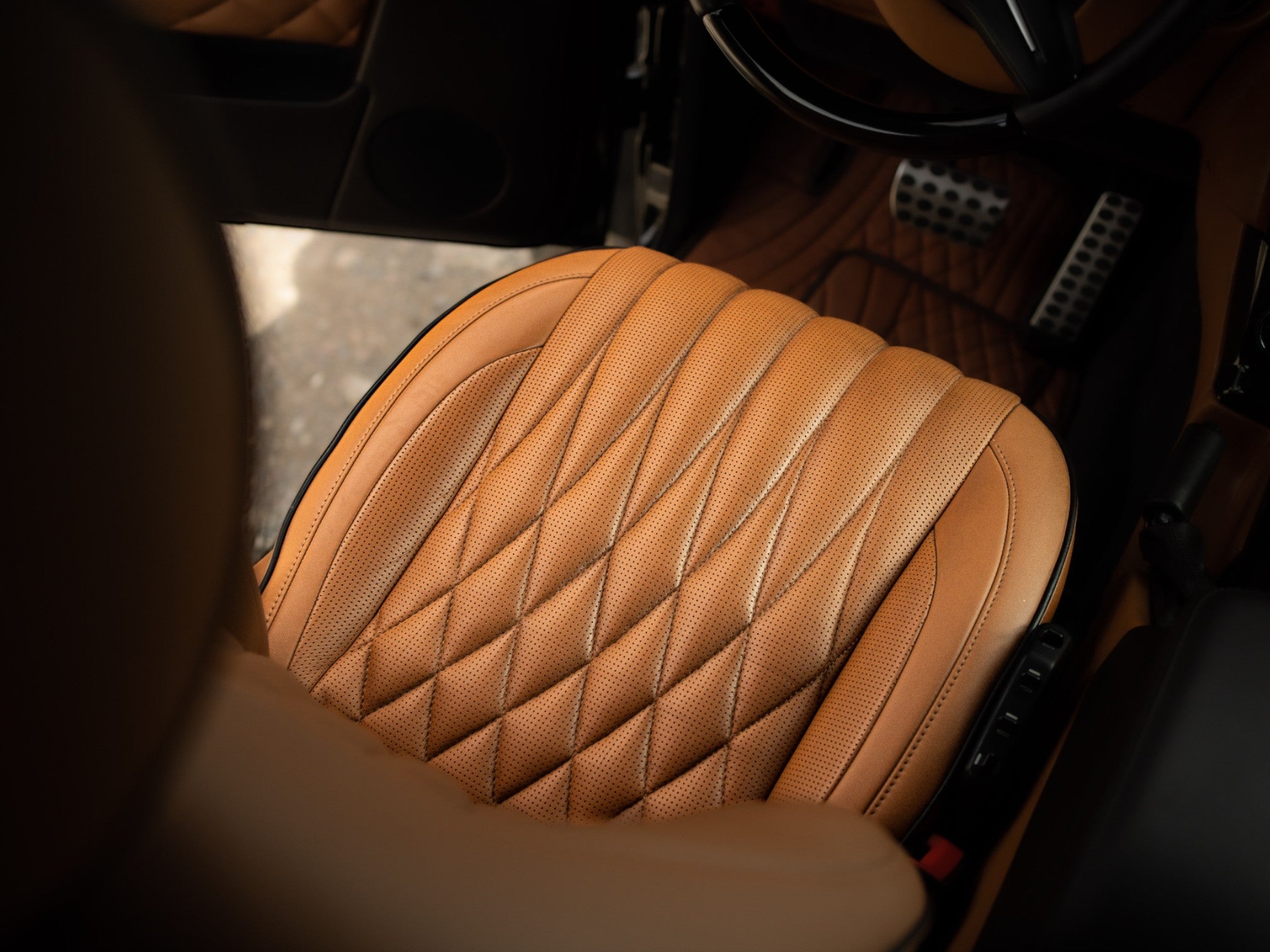 6x6 interior upholstery trim remanufacture for Mercedes Benz W463 G-Class - Custom Class