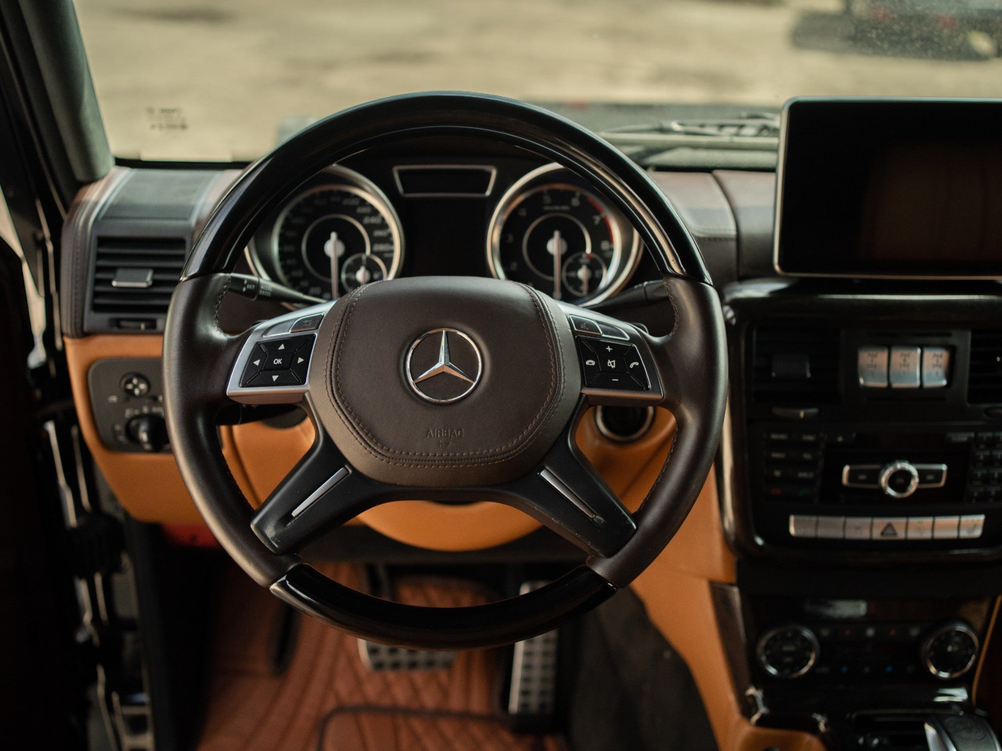 6x6 interior upholstery trim remanufacture for Mercedes Benz W463 G-Class - Custom Class