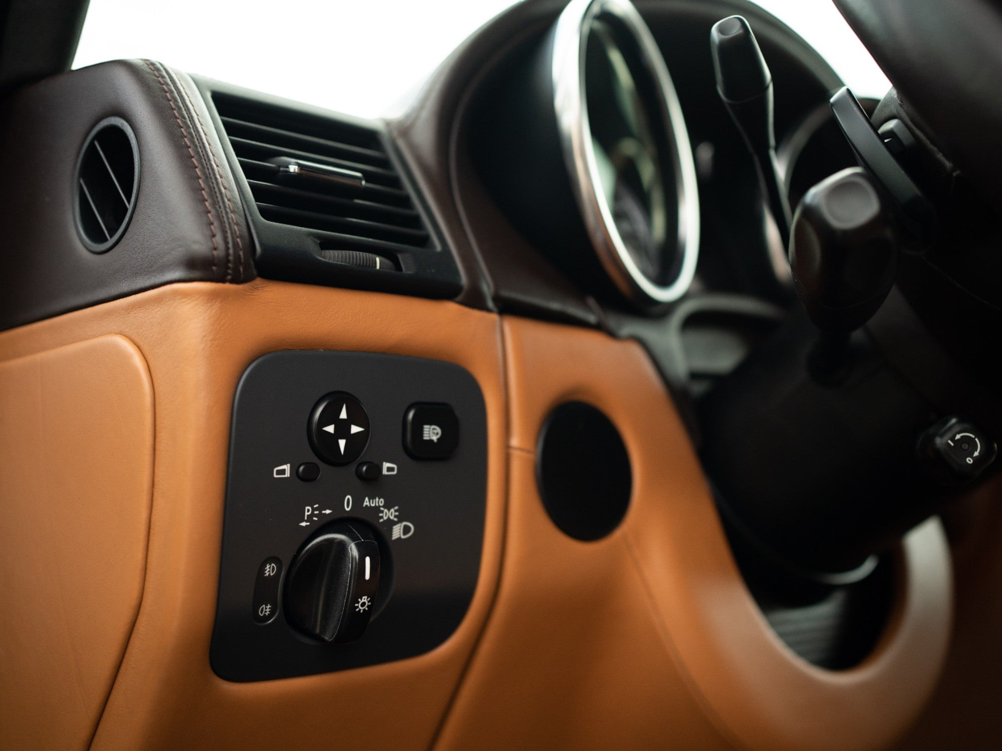 6x6 interior upholstery trim remanufacture for Mercedes Benz W463 G-Class - Custom Class