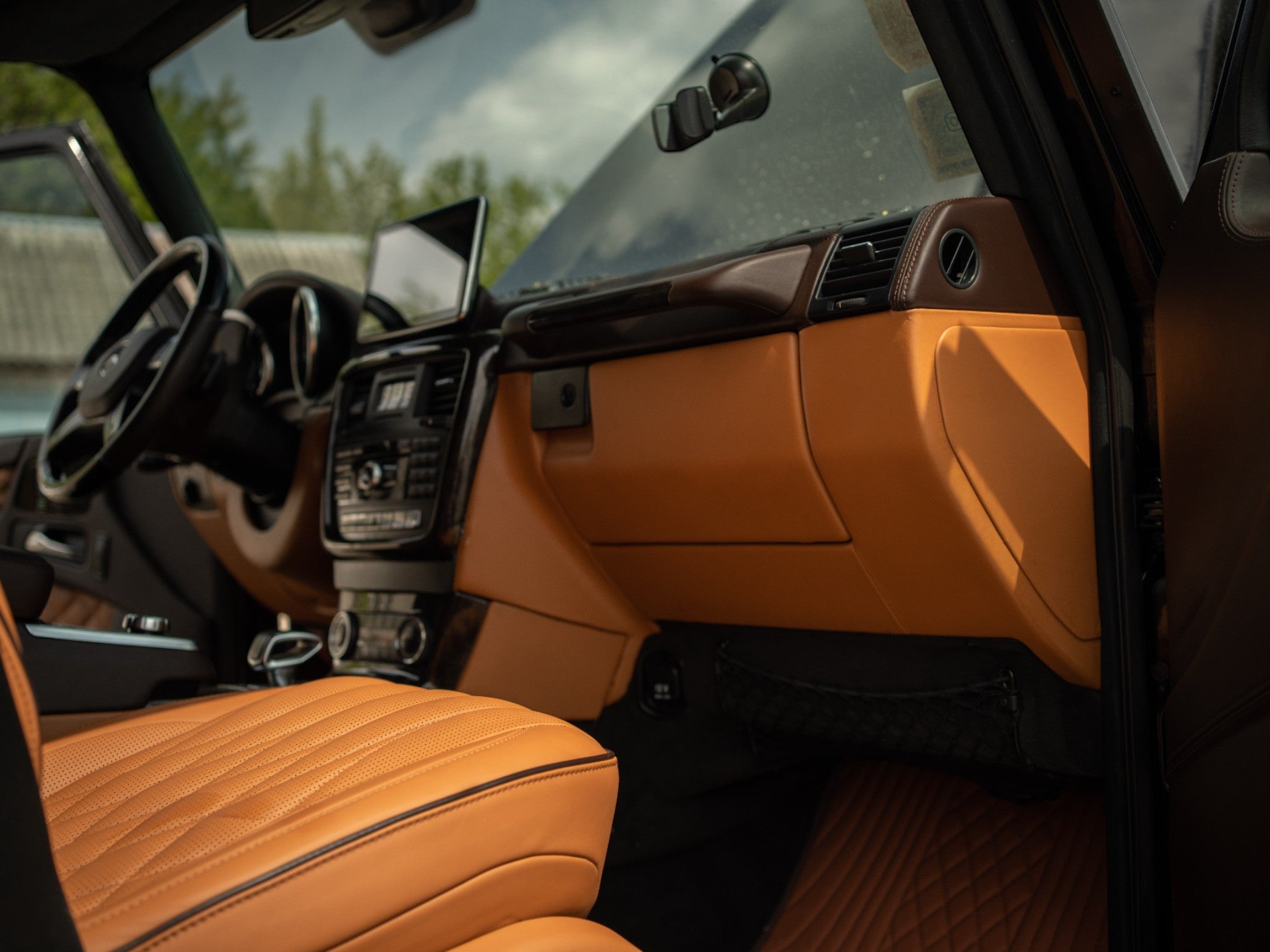 6x6 interior upholstery trim remanufacture for Mercedes Benz W463 G-Class - Custom Class