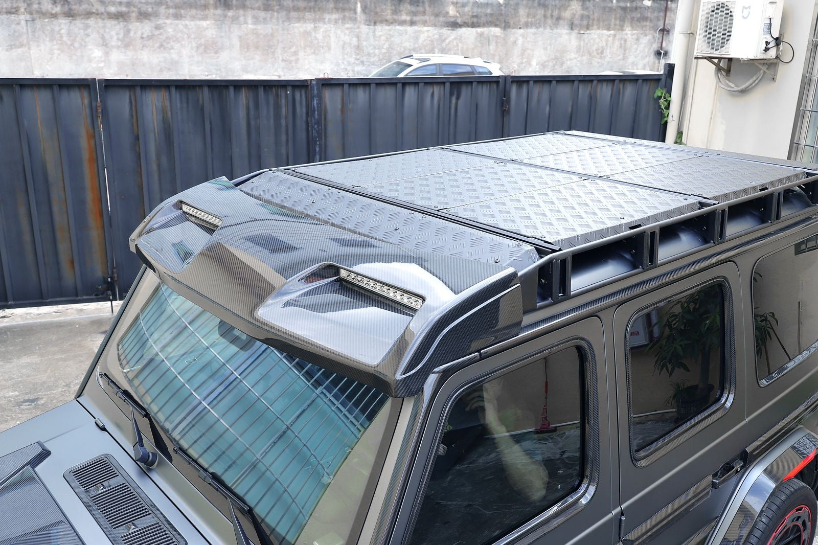 Metal roof rack for Mercedes-Benz W463A 4x4 G-Wagon - Custom Class