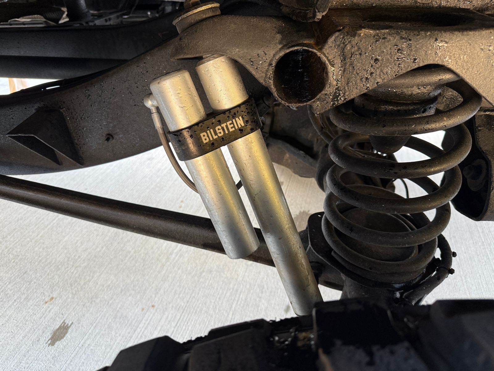 Bilstein Shock Absorbers for Mercedes G-Class W463 6x6 Conversion