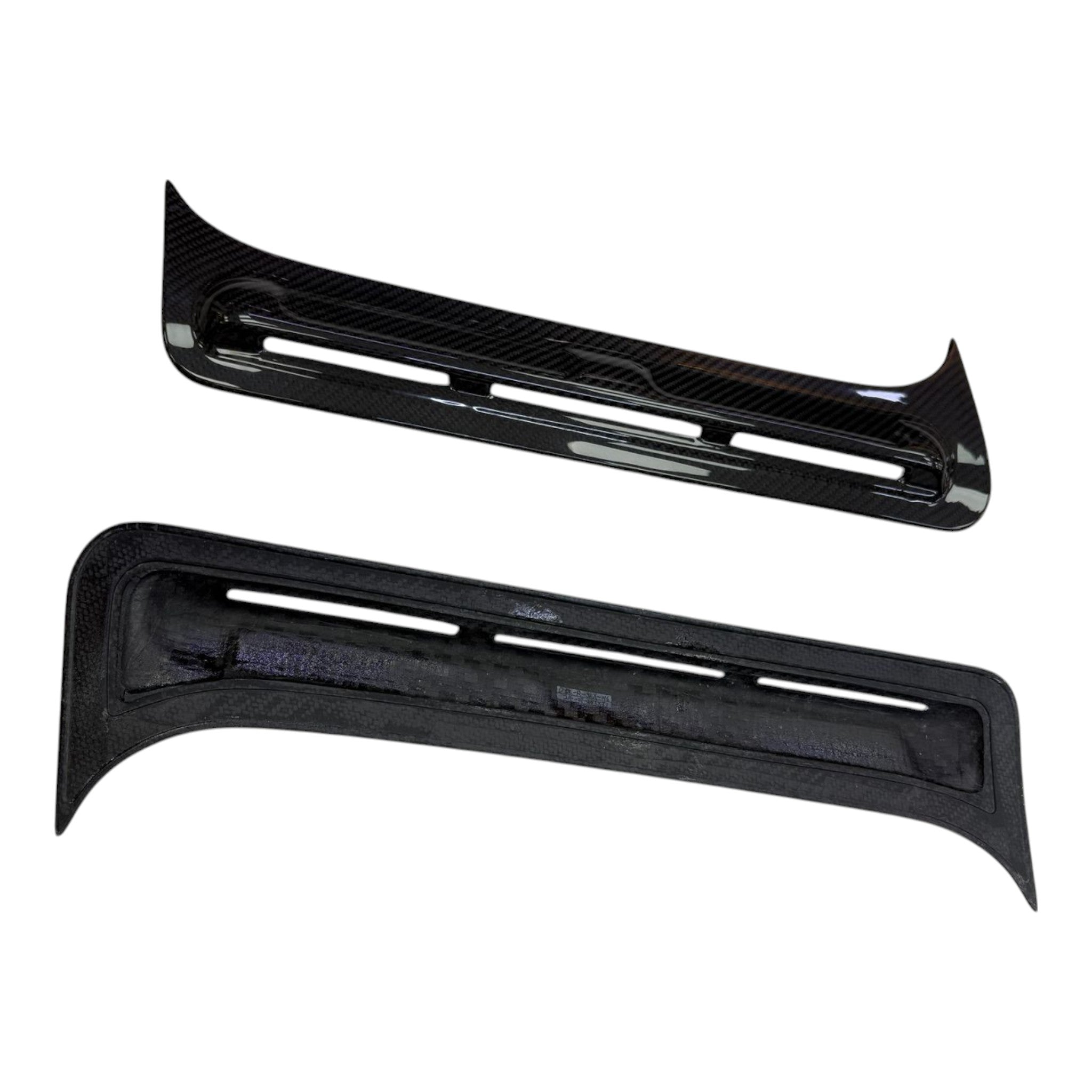 C-Pillar carbon rear air intake vent covers for Mercedes-Benz W465 by Custom Class, adding sleek aerodynamic styling.