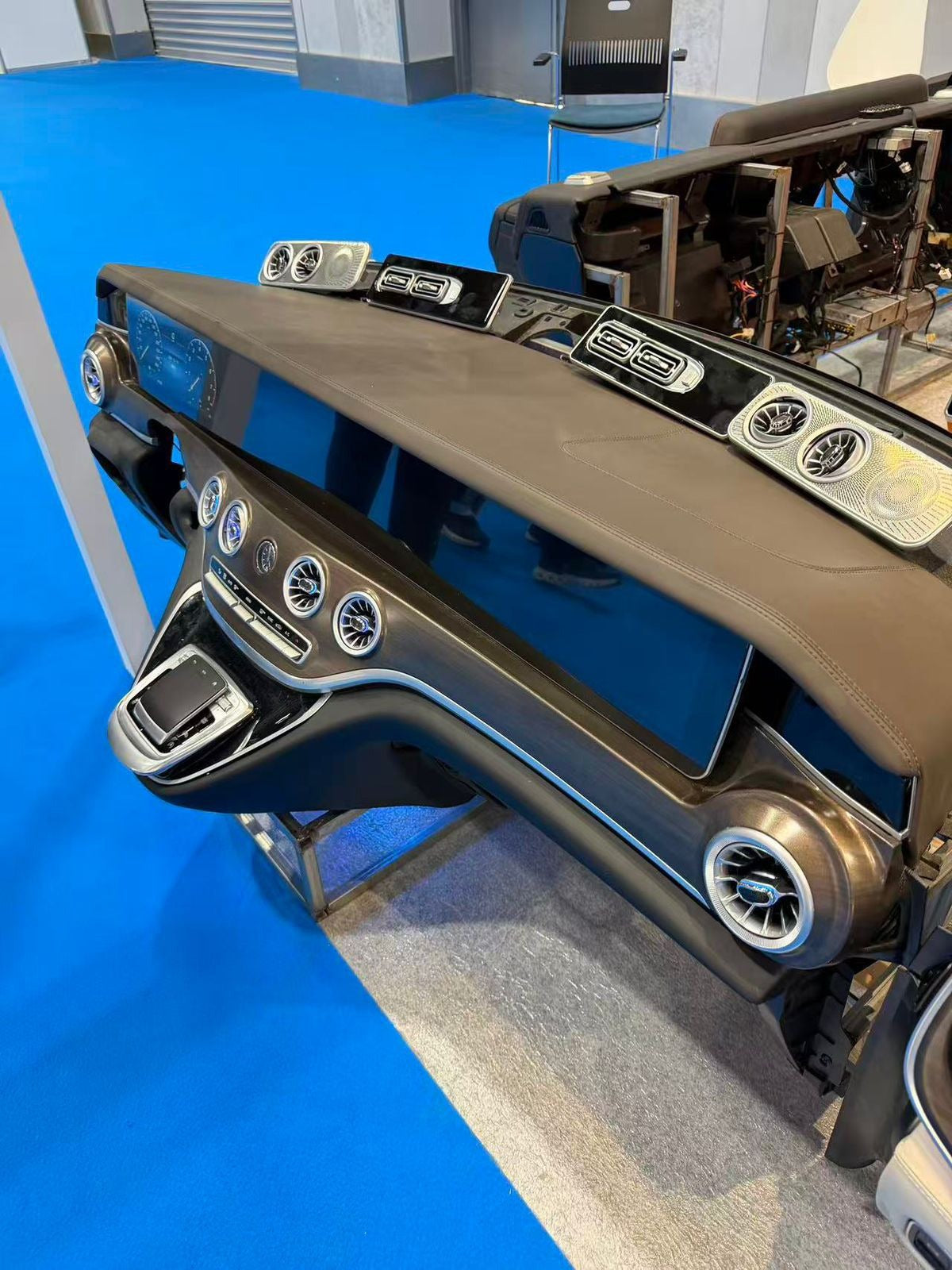 Dashboard (Instrument Panel) with Large Widescreen Display for Mercedes-Benz V-Class W447 (2016–2024)