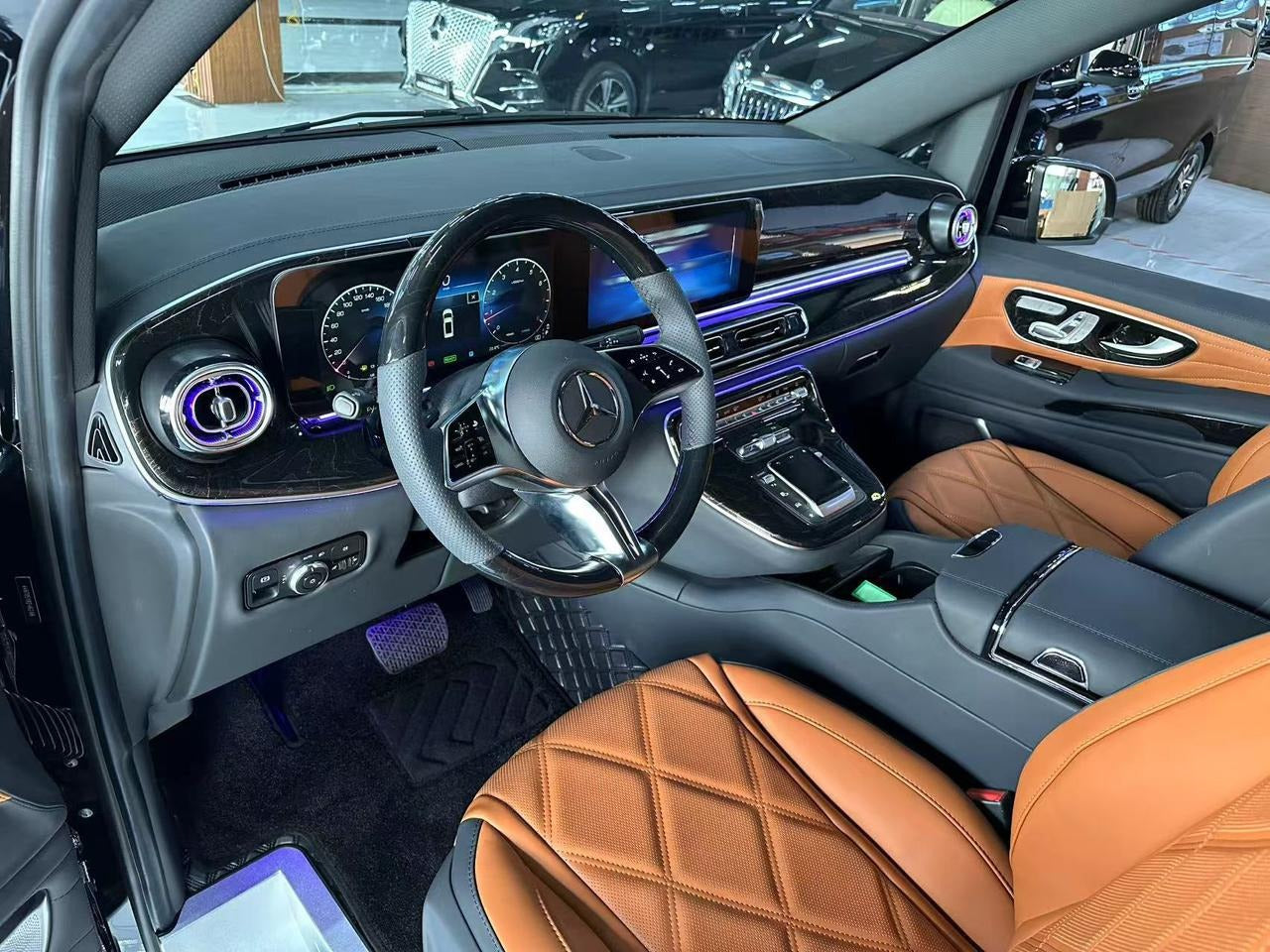 Dashboard (Instrument Panel) with Small Monitor for Mercedes-Benz V-Class W447 (2016–2024)