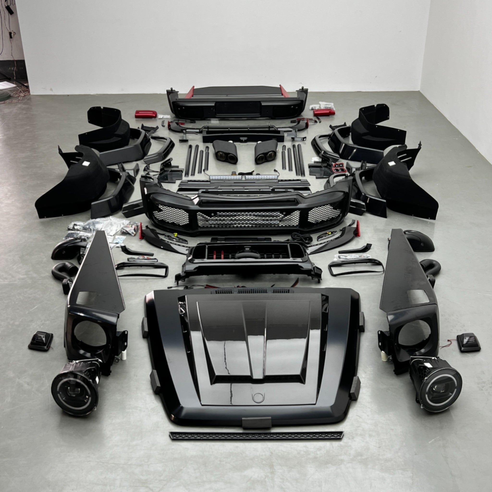 Full body kit Brabus Rocket G900 with Plastic Widestar body kit for Mercedes W463 02-18 G-Wagon - Custom Class