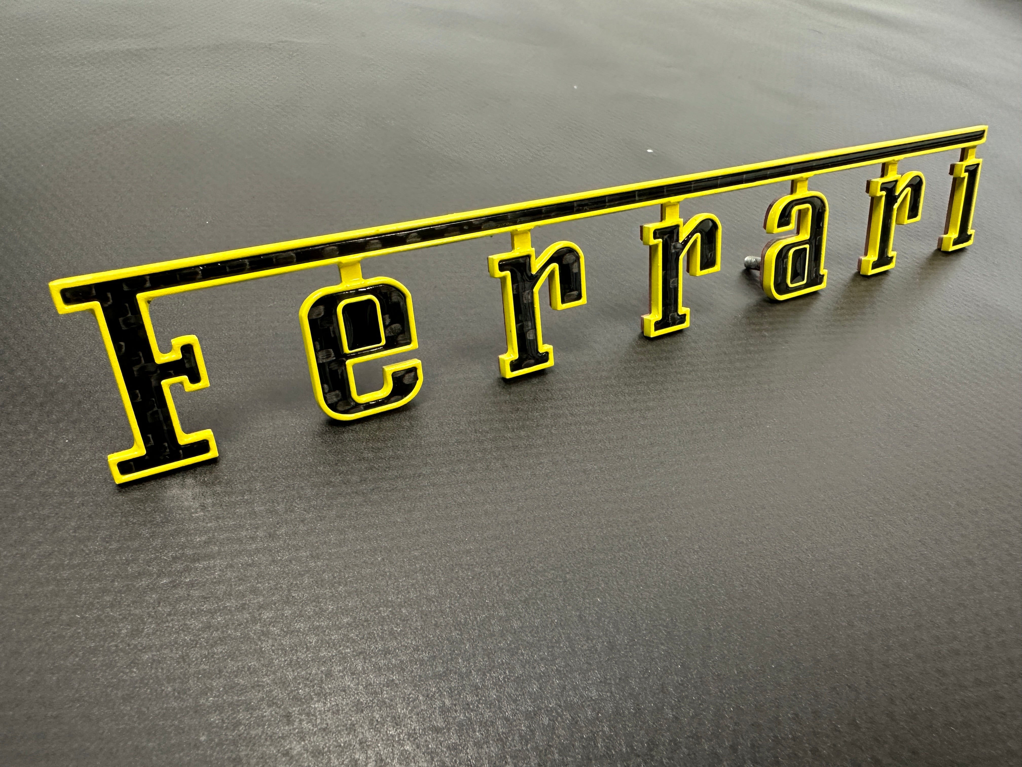 Ferrari rear emblem metal with carbon for Ferrari 812 Superfast - Custom Class