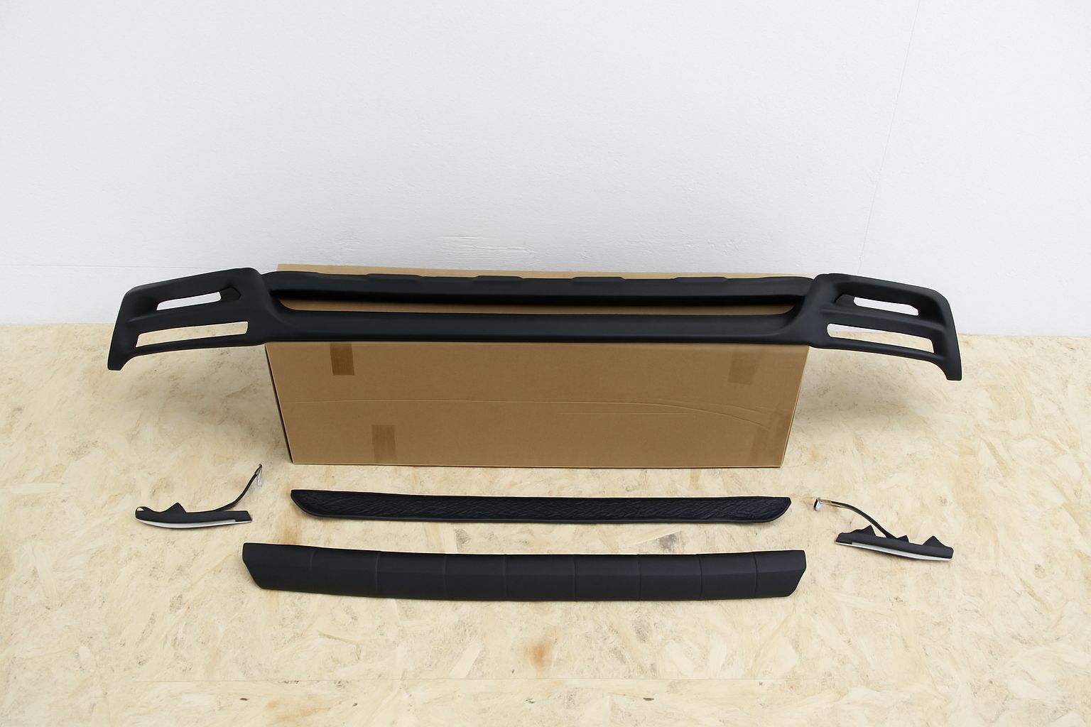 Fiberglass front bumper lip spoiler for Mercedes-Benz W463a W464 G500 - Custom Class