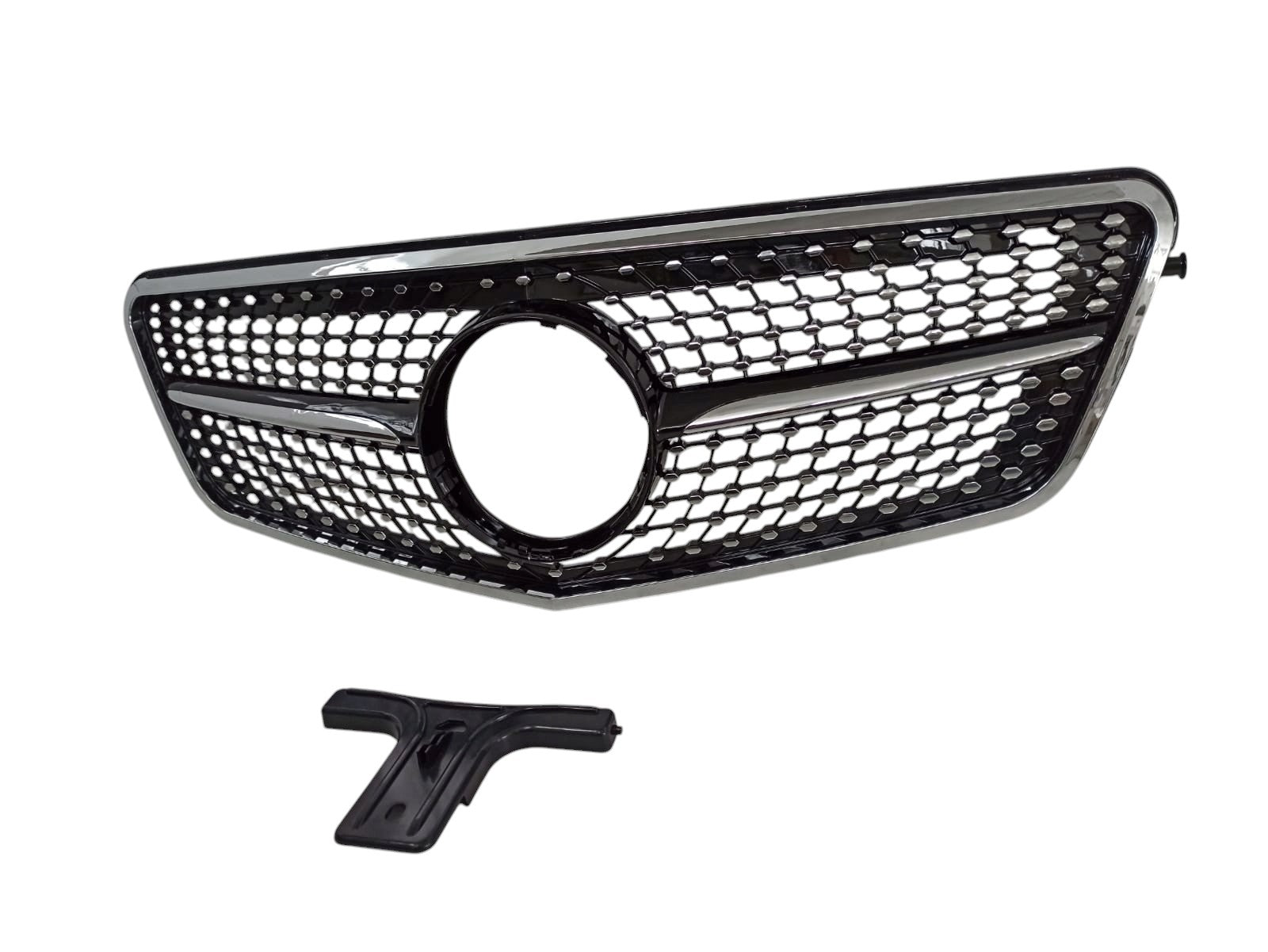 Diamond Black front grill for Mercedes E-Class W212 (2009-2013) from Custom Class, offering a sleek and luxurious design.