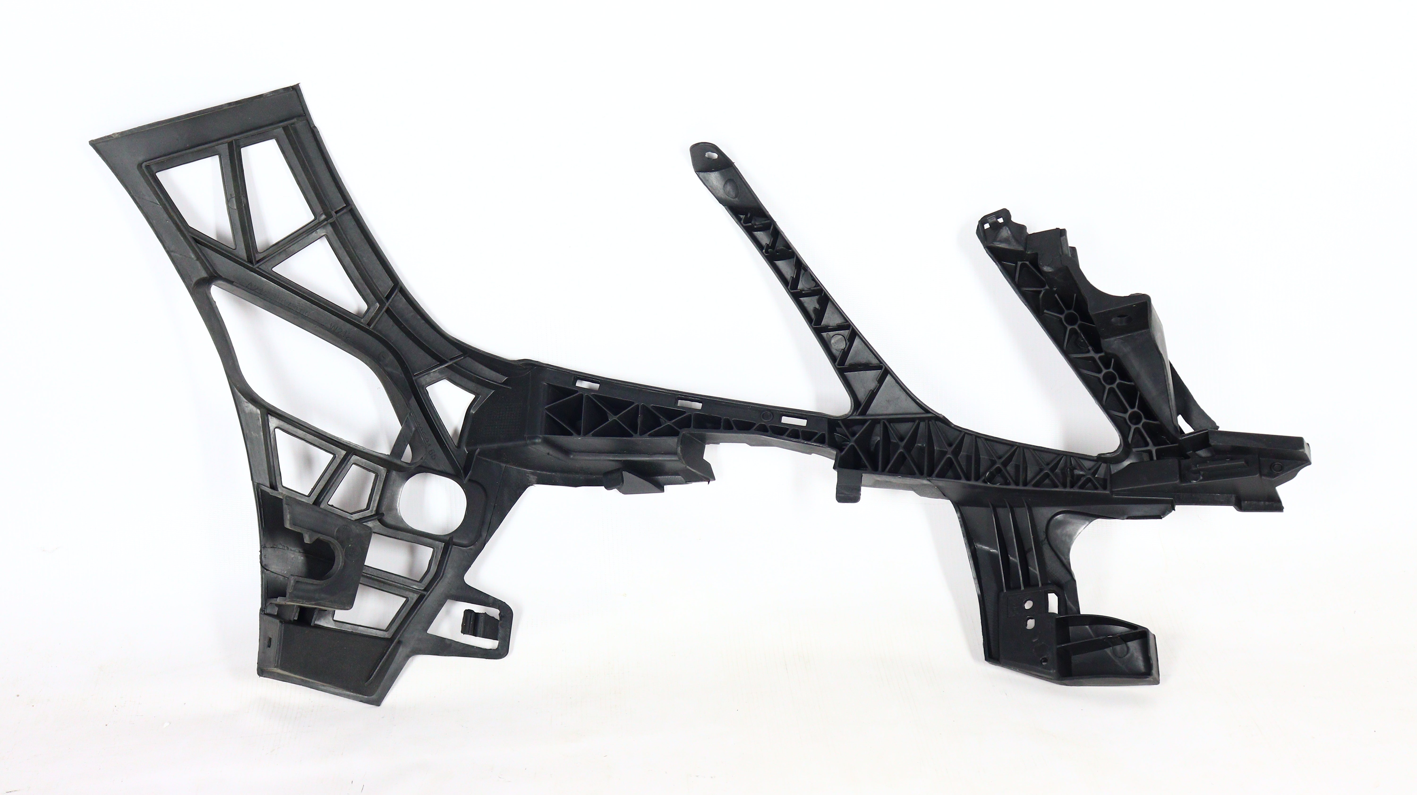 Front bumper mounting bracket (R) for Mercedes E-Class W212 2009-2012 - Custom Class