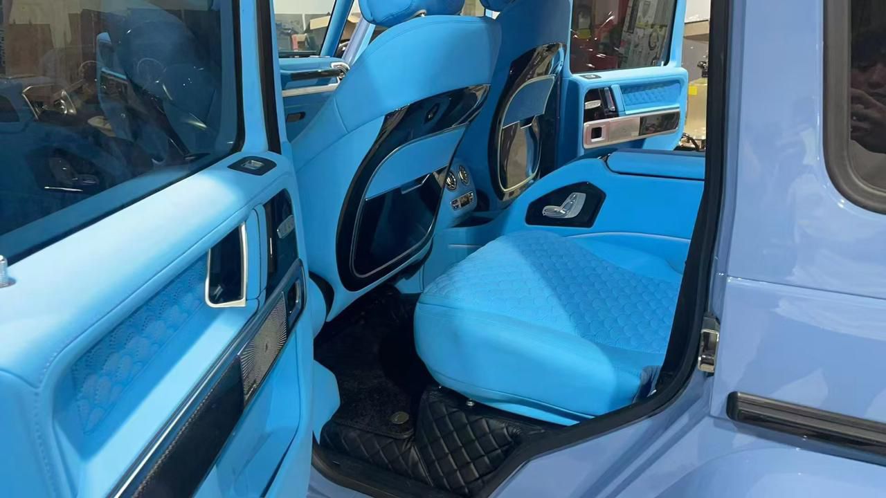 Rear Seats with Central Multifunctional Panel for Mercedes-Benz W463A W465 - Custom Class