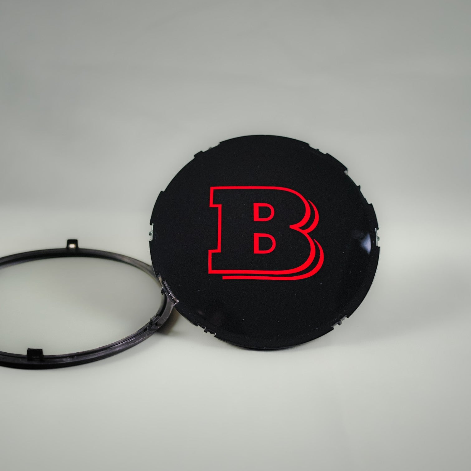 Red front grille emblem with Brabus logo for Mercedes-Benz W465 2025+ - Custom Class