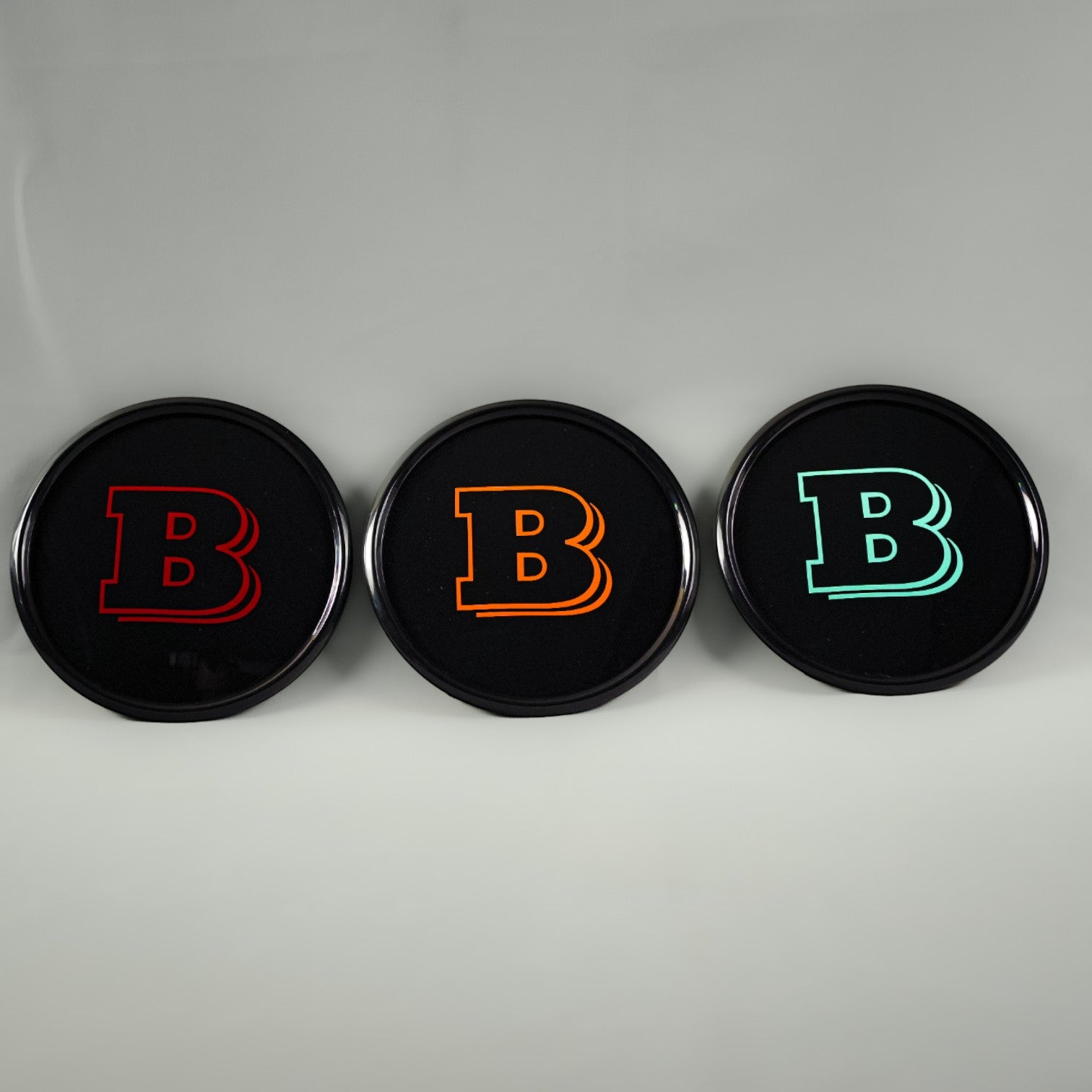 Red front grille emblem with Brabus logo for Mercedes-Benz W465 2025+ - Custom Class