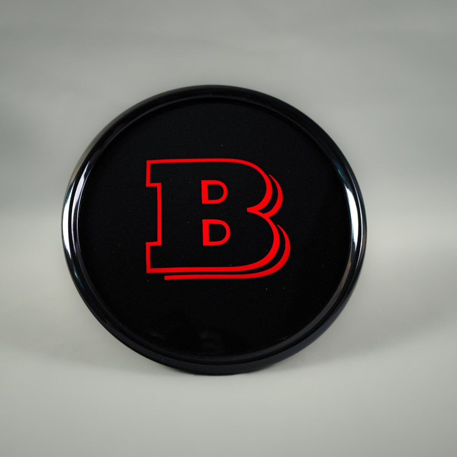 Red front grille emblem with Brabus logo for Mercedes-Benz W465 2025+ - Custom Class