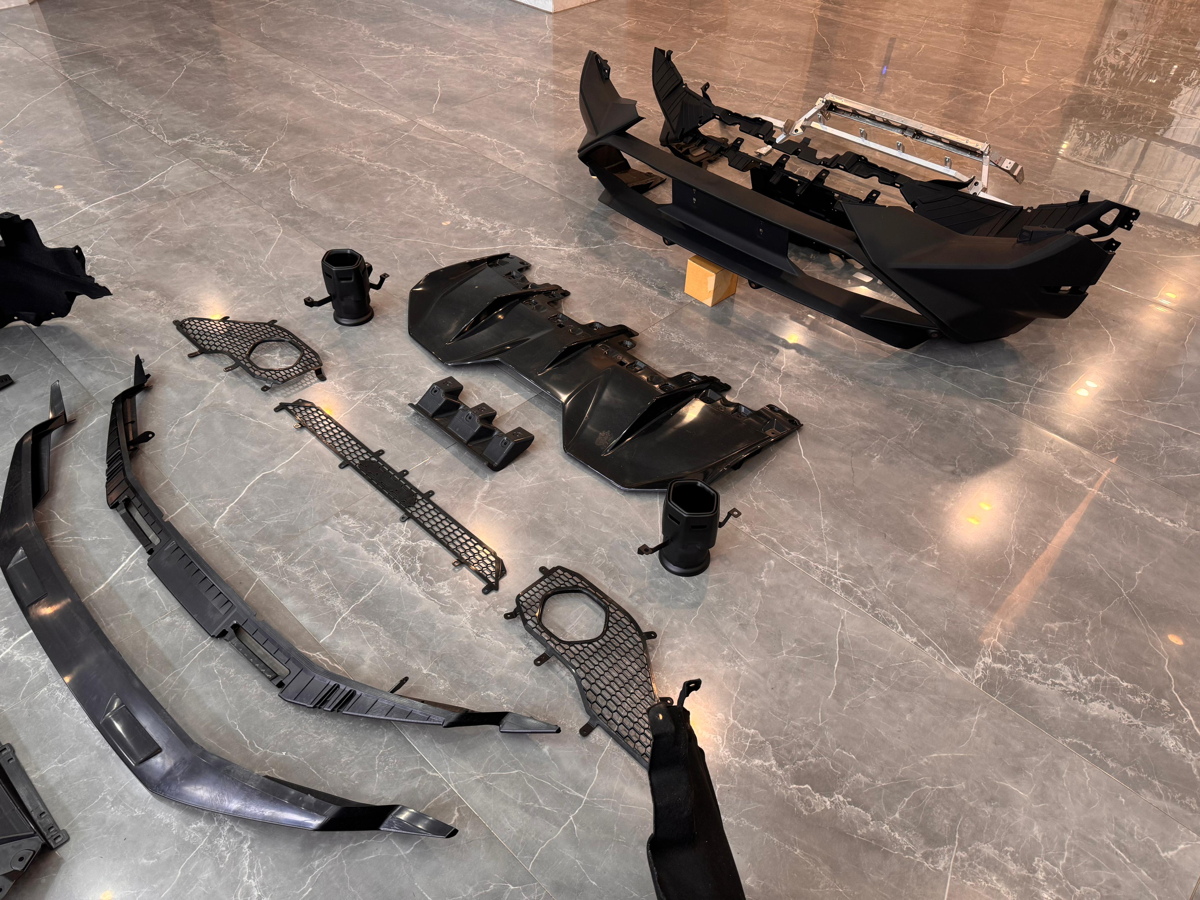 Tecnica style body kit for Lamborghini Huracan 2014+ - Custom Class