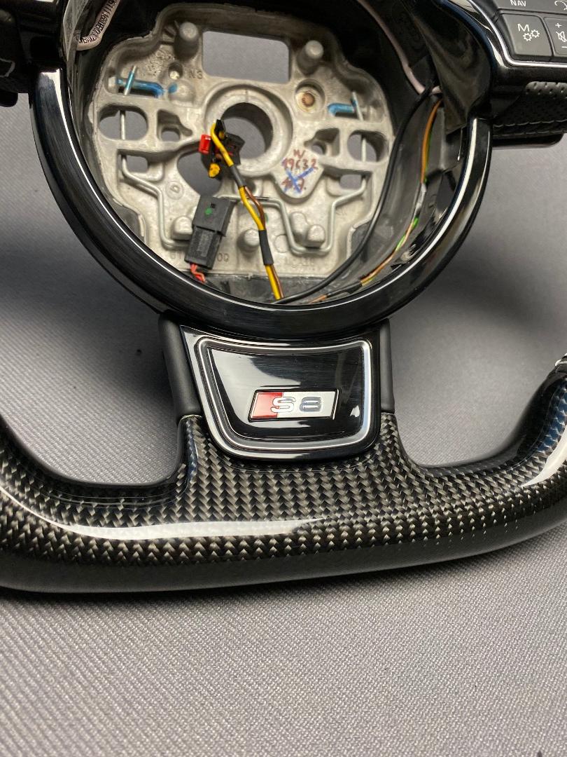 Audi S8 Steering Wheel Carbon Leather - Custom Class