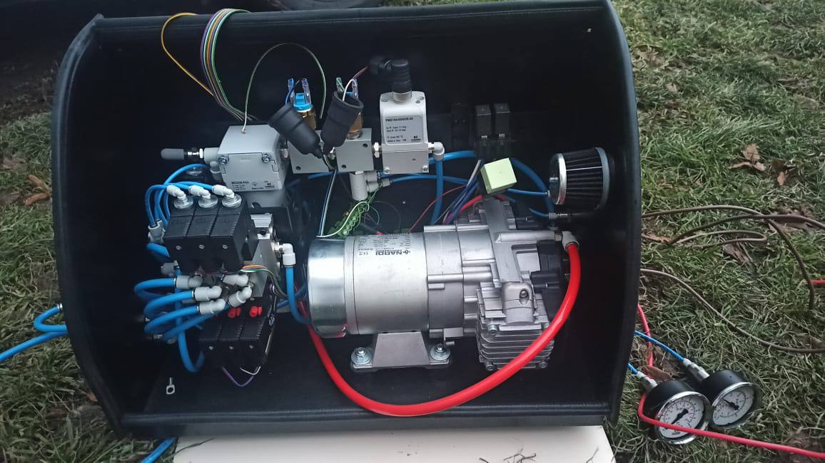 Automatic Wheels Inflation System CTIS for 4 Beadlock wheels Mercedes-Benz W463 4x4 6x6 - Custom Class