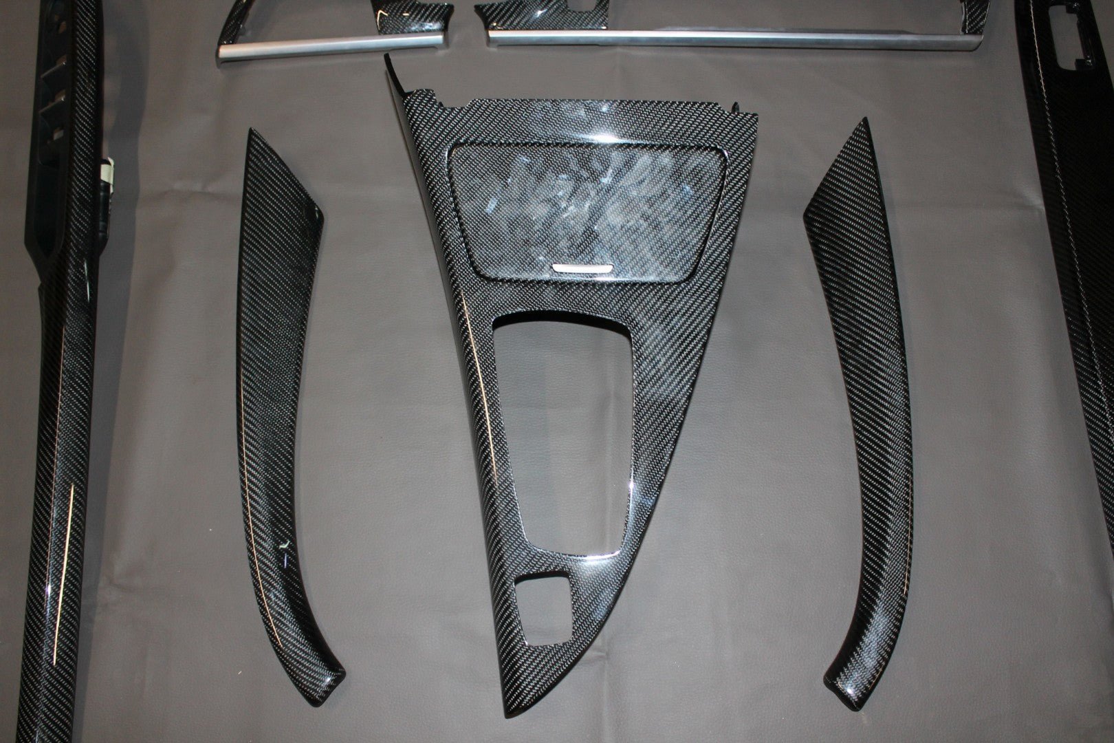 BMW 6-series Interior Carbon Trims - Custom Class