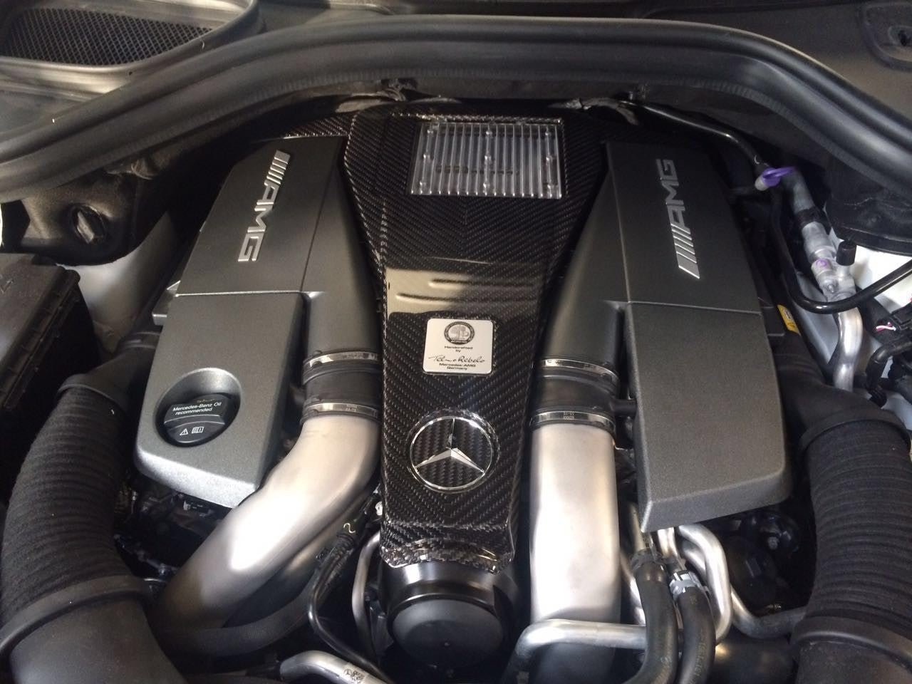 Carbon Brabus engine cover with badges for AMG Mercedes-Benz G-Wagon W463 G63 - Custom Class