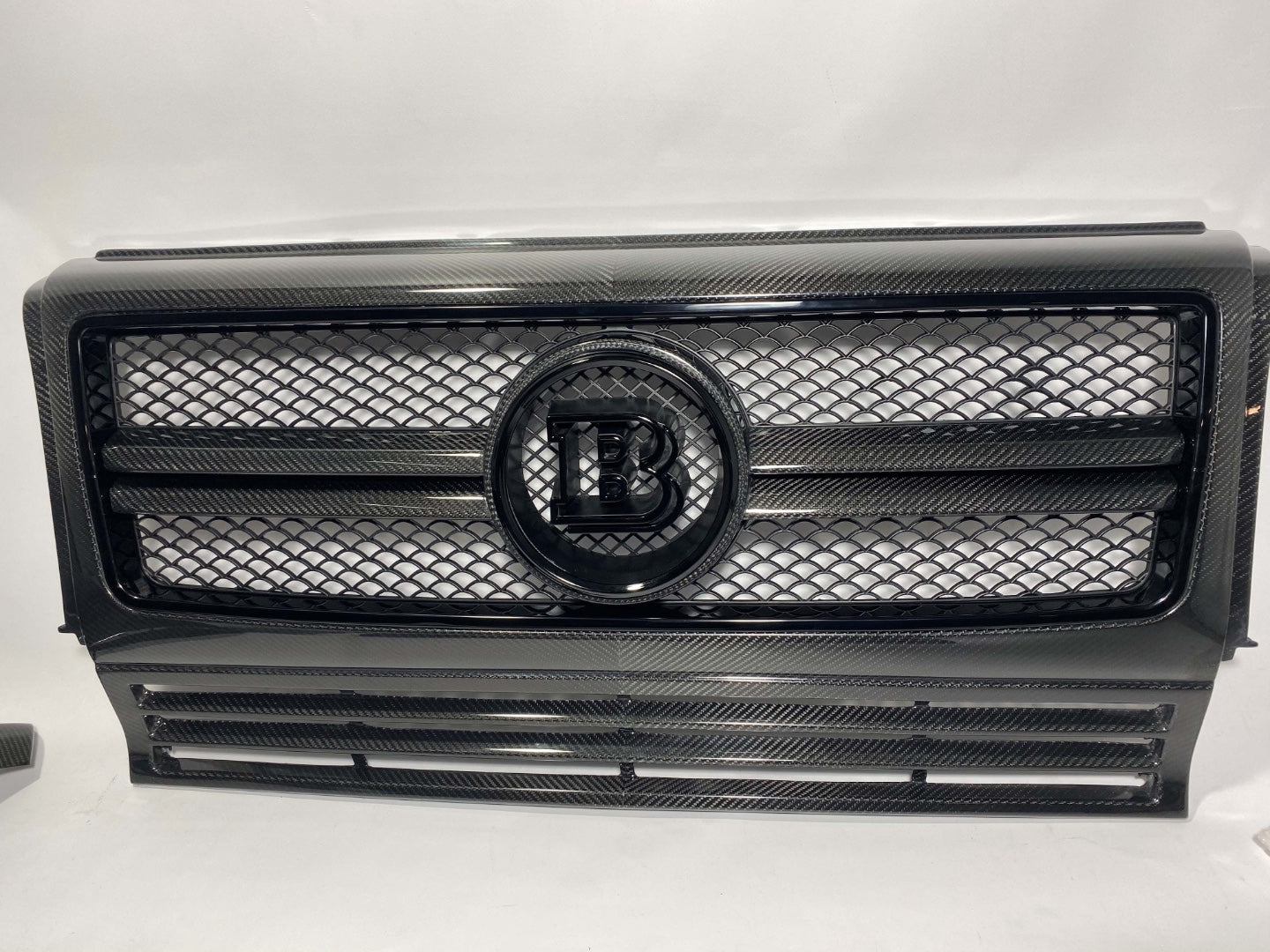 Carbon Fiber Front Brabus Grille complete for Mercedes-Benz G-Wagon W463 - Custom Class