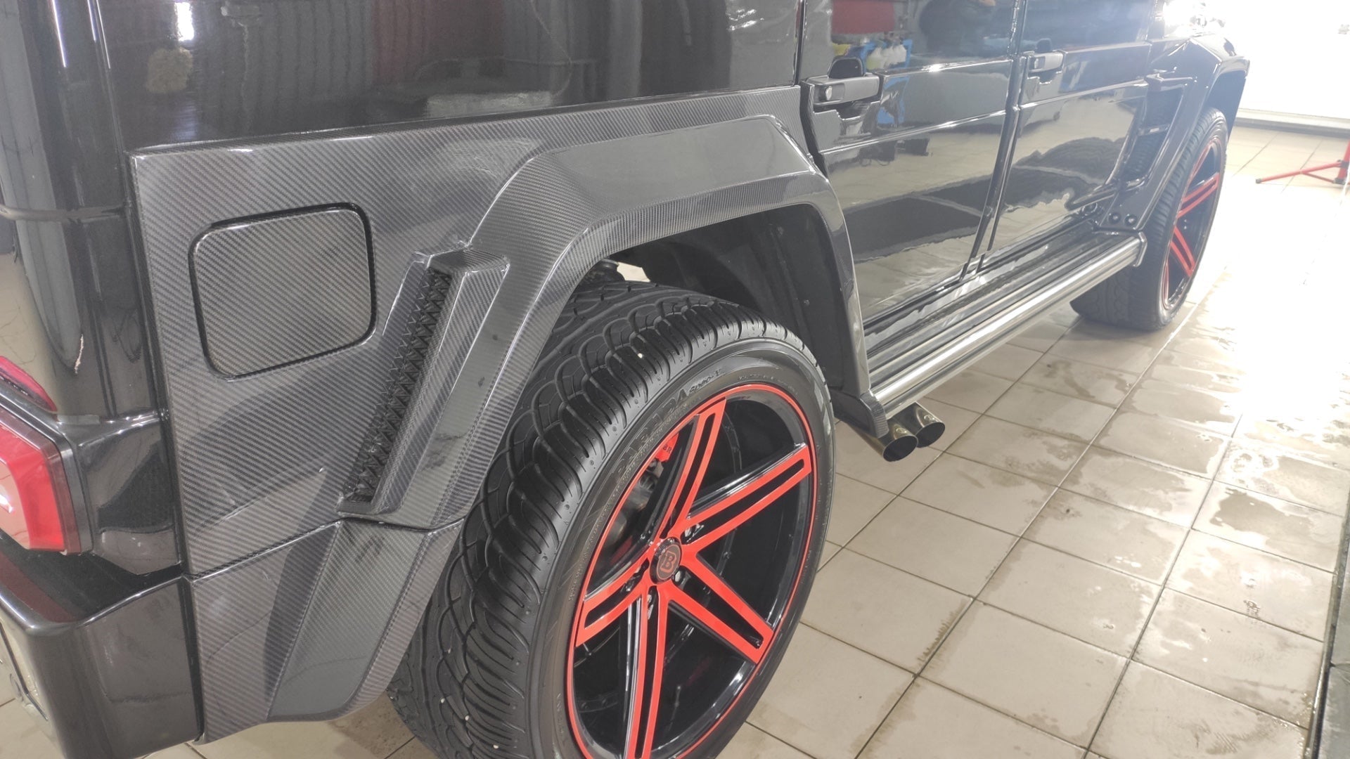 Carbon fiber widestar Brabus body kit for W463 3-door G-Class (16 elements) - Custom Class