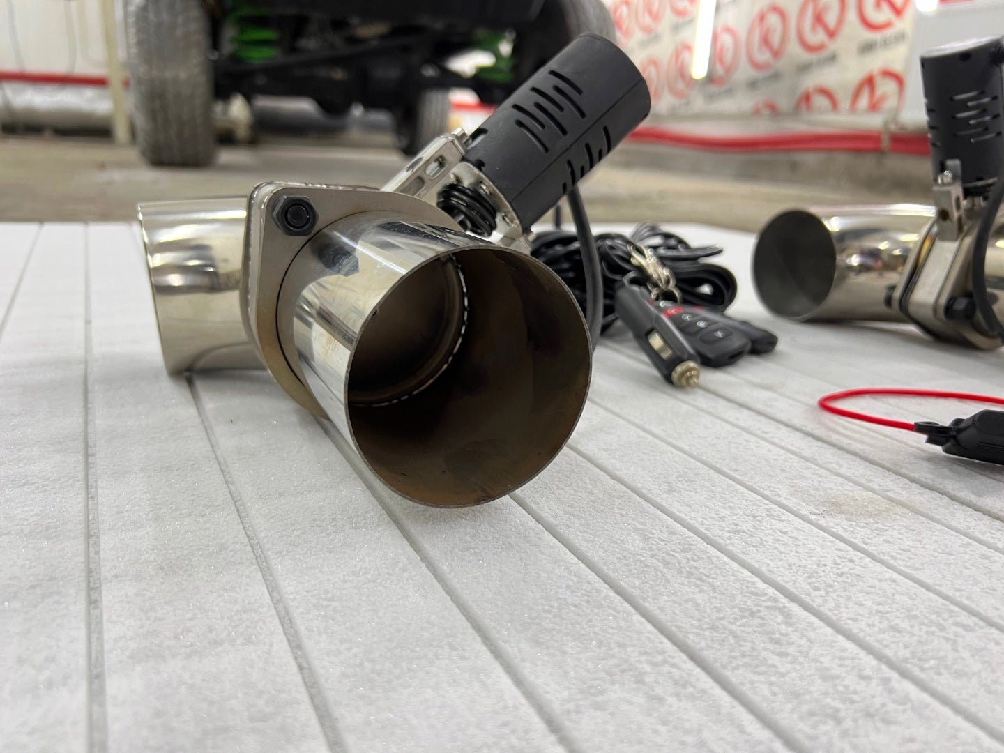 Electric remote controlled power valve for exhaust system Mercedes-Benz W463 W463a W464 - Custom Class