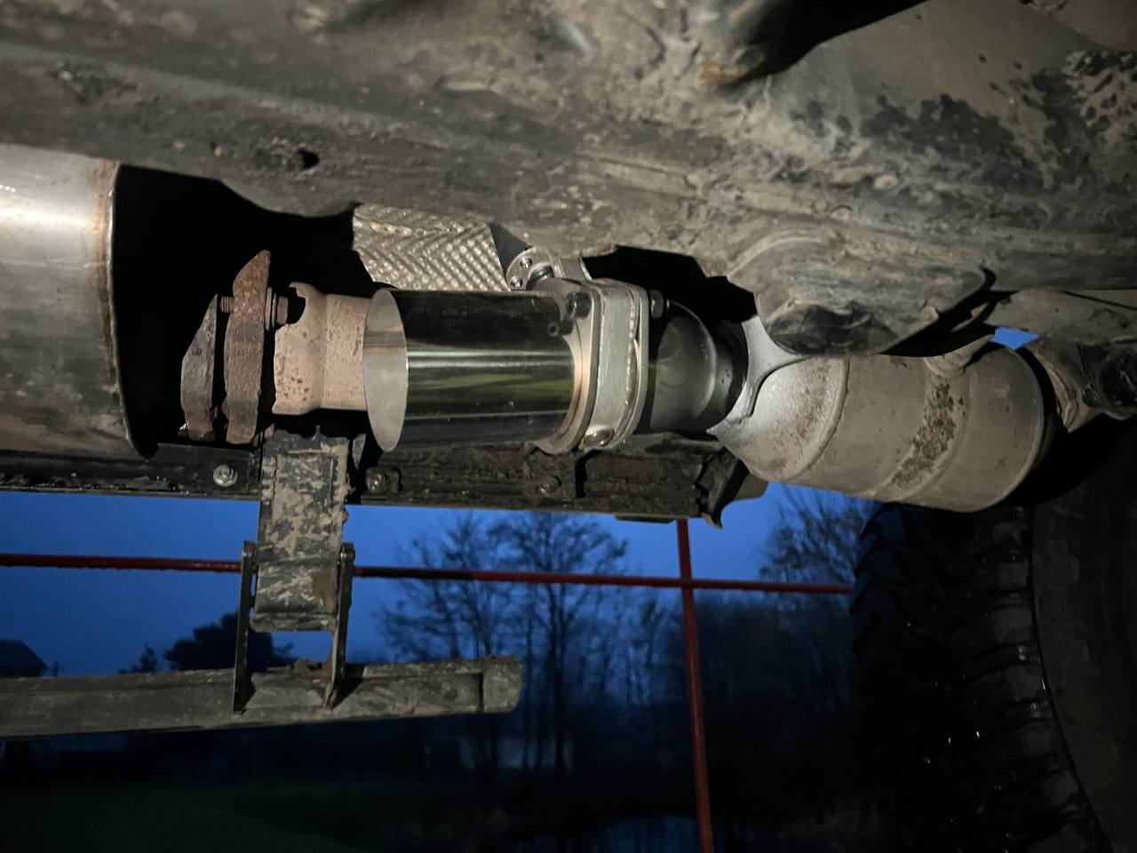 Electric remote controlled power valve for exhaust system Mercedes-Benz W463 W463a W464 - Custom Class