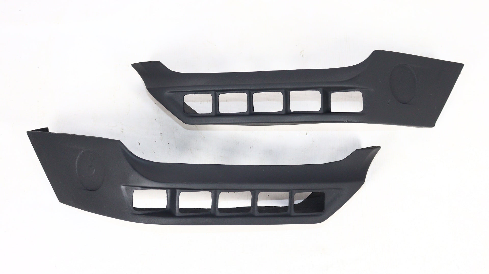 Fiberglass front lip spoiler with LEDs for Mercedes-Benz W463 G-Class - Custom Class