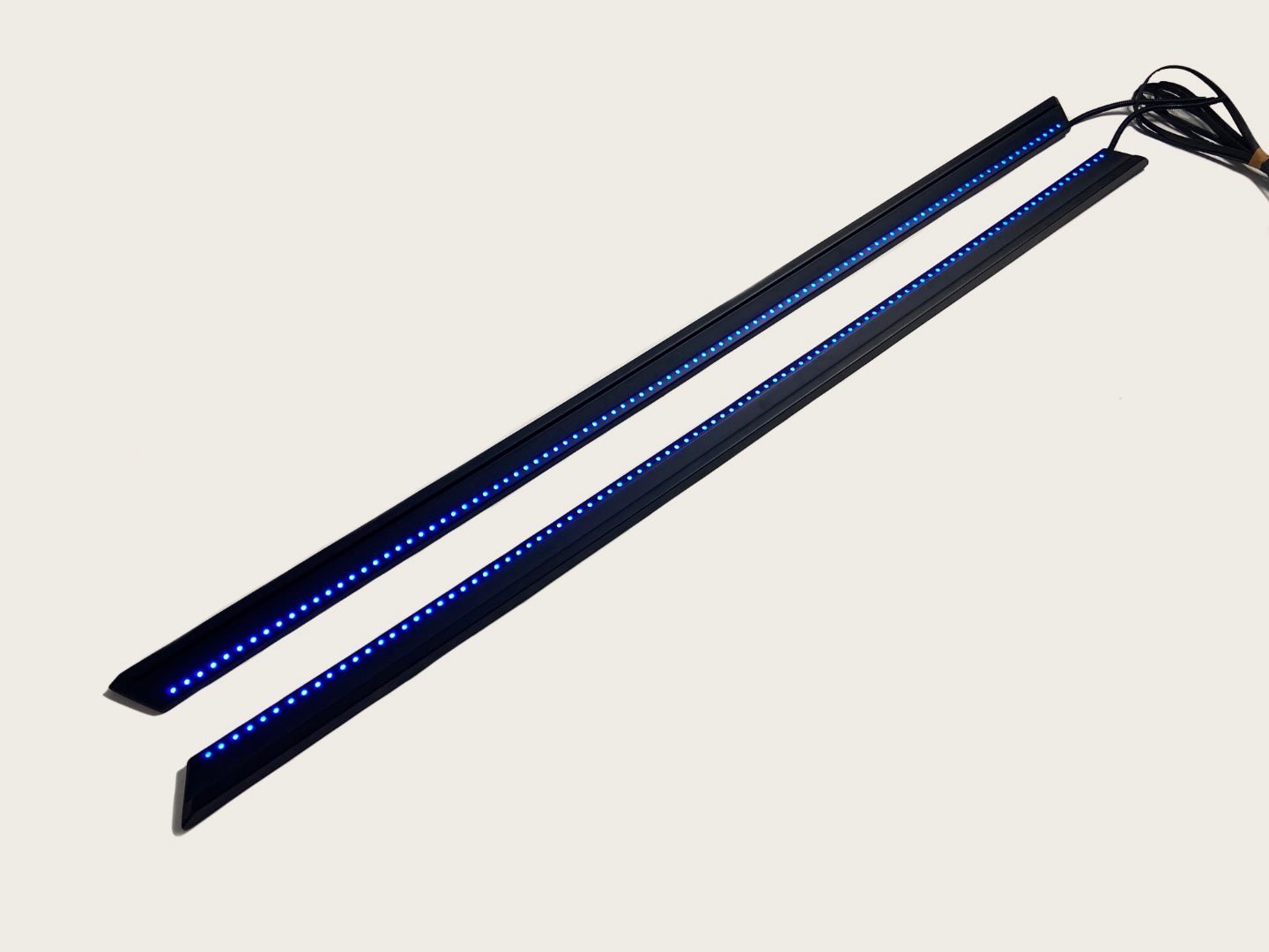 Fiberglass Mansory lower entrance mouldings trim with LED lights for Mercedes-Benz W463 G-Class - Custom Class