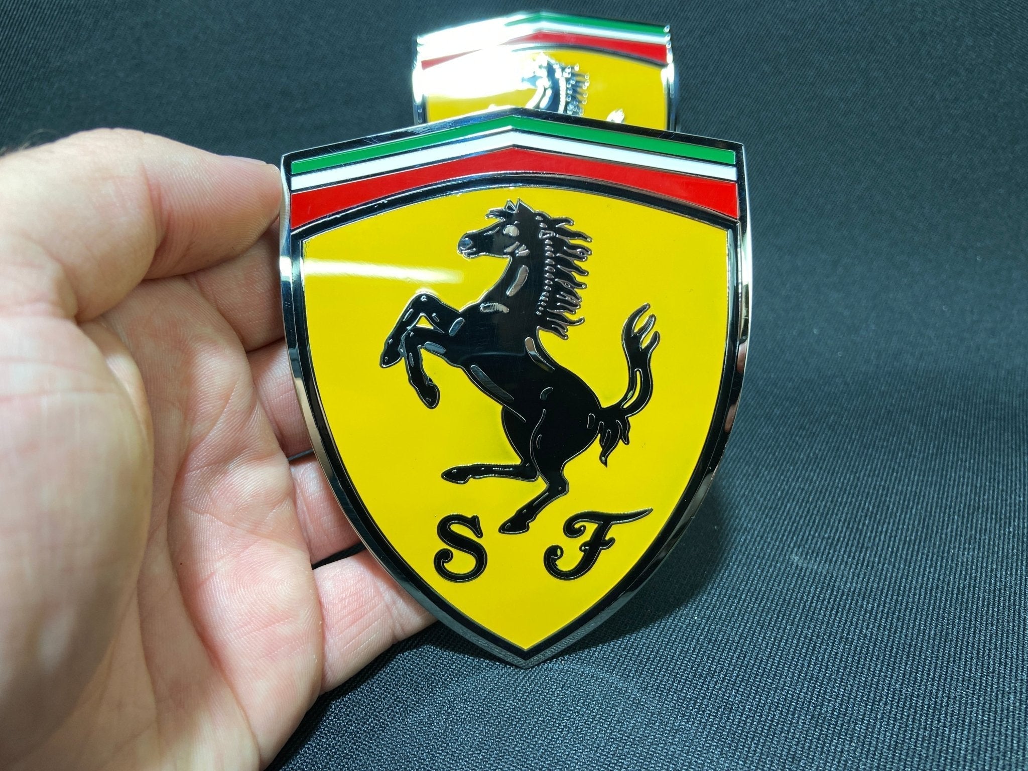 For Ferrari 360 Modena Yellow side pillar Metal Emblems Badges set - Custom Class