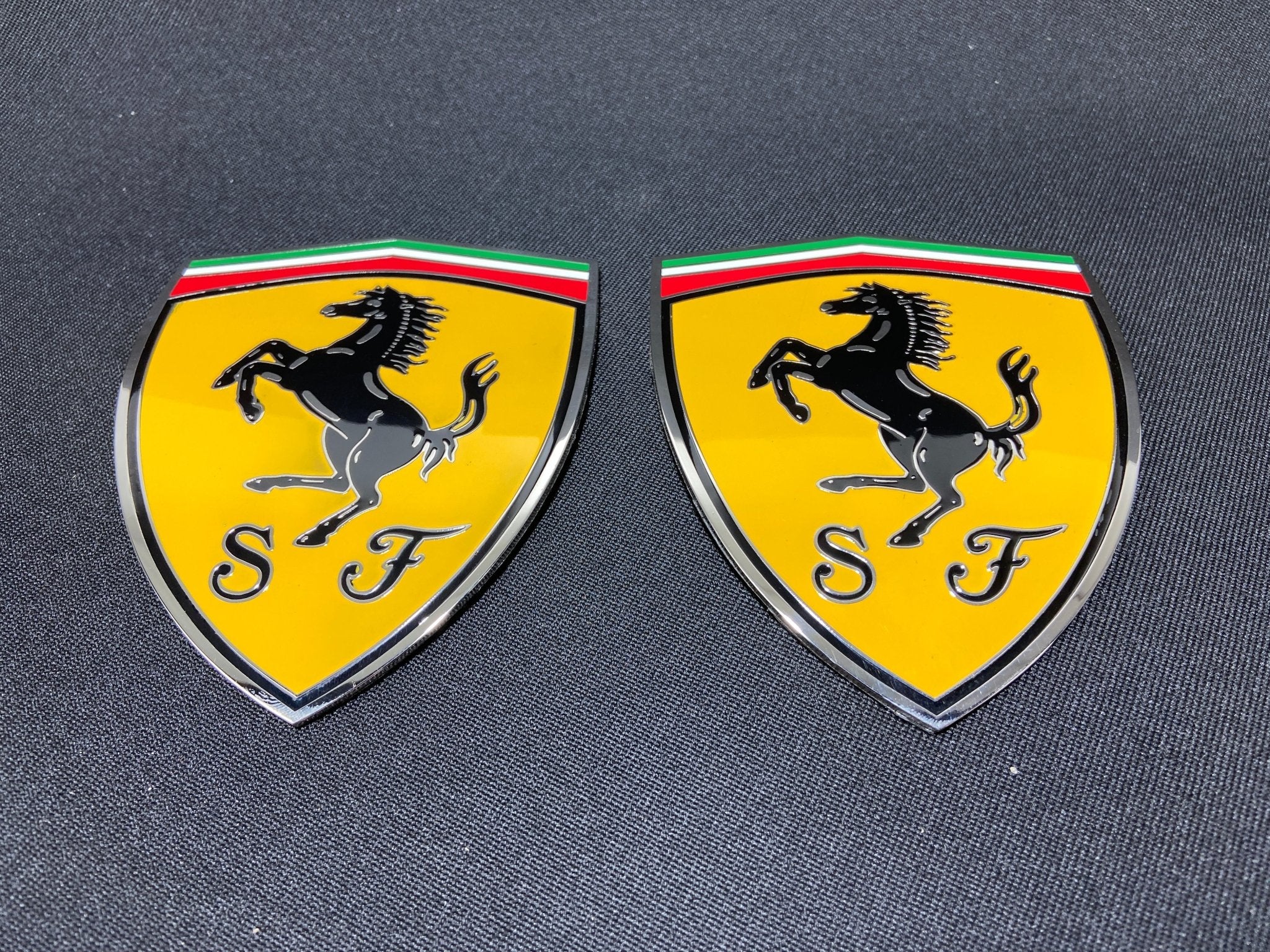 For Ferrari 360 Modena Yellow side pillar Metal Emblems Badges set - Custom Class
