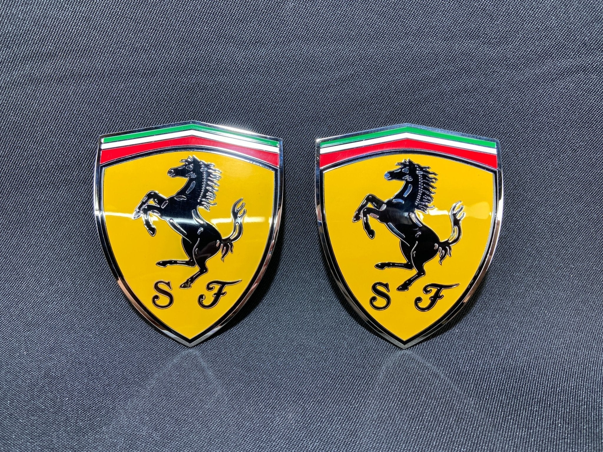 For Ferrari 360 Modena Yellow side pillar Metal Emblems Badges set - Custom Class