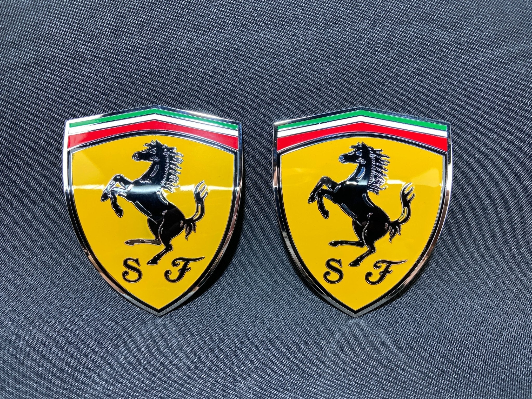 For Ferrari 360 Modena Yellow side pillar Metal Emblems Badges set - Custom Class