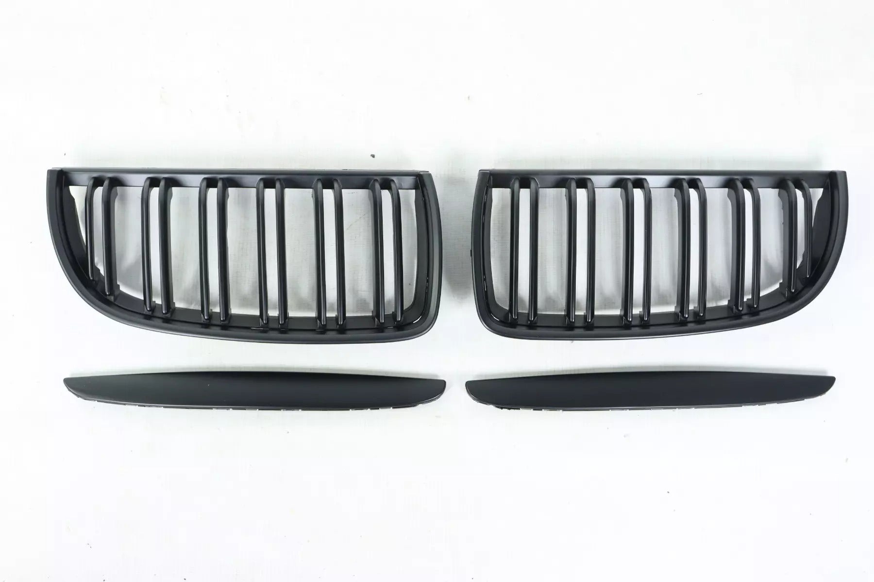Front grille black matte for BMW 3 Series E90 2005-2007 - Custom Class