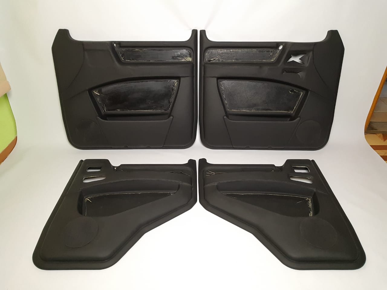 Interior door panels without leather inserts for Mercedes-Benz W463 G-Wagon 1979 - 2001 - Custom Class