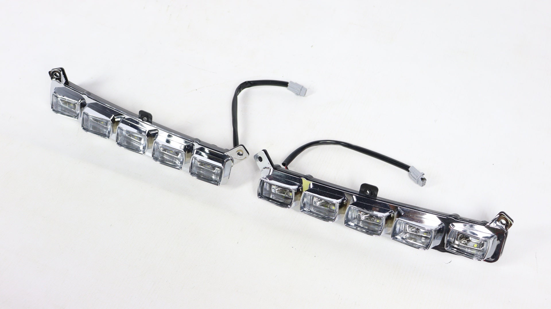 LEDs for front Bumper Brabus lip Spoiler Mercedes W463 1979-2018 - Custom Class