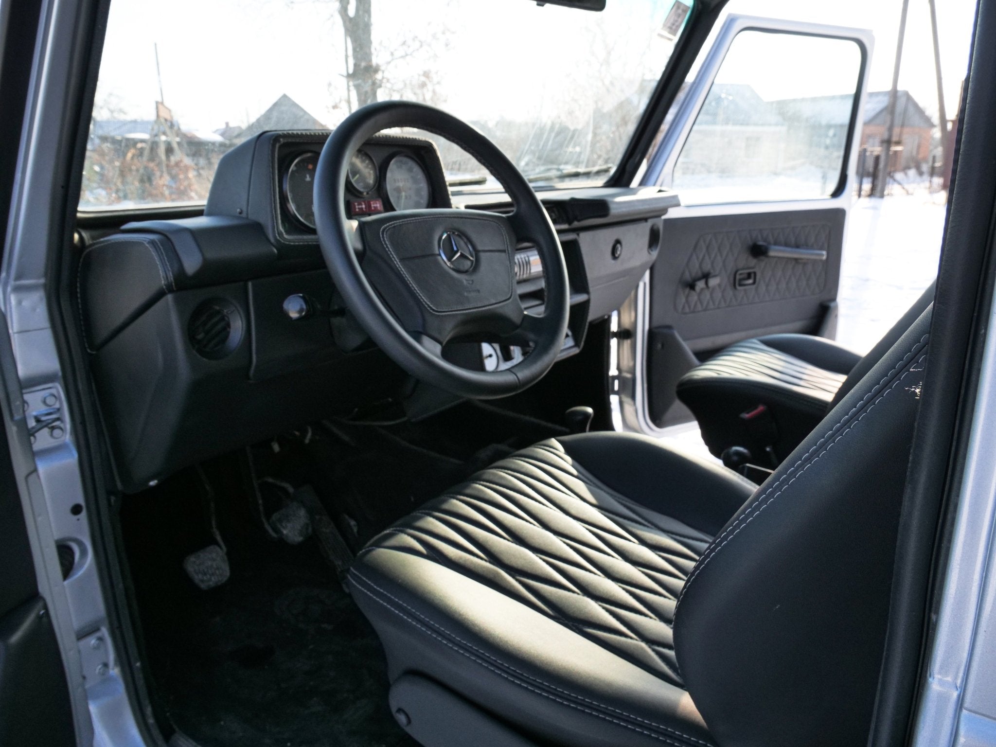 Mercedes Benz W463 3-door 4x4 G class SWB - Custom Class