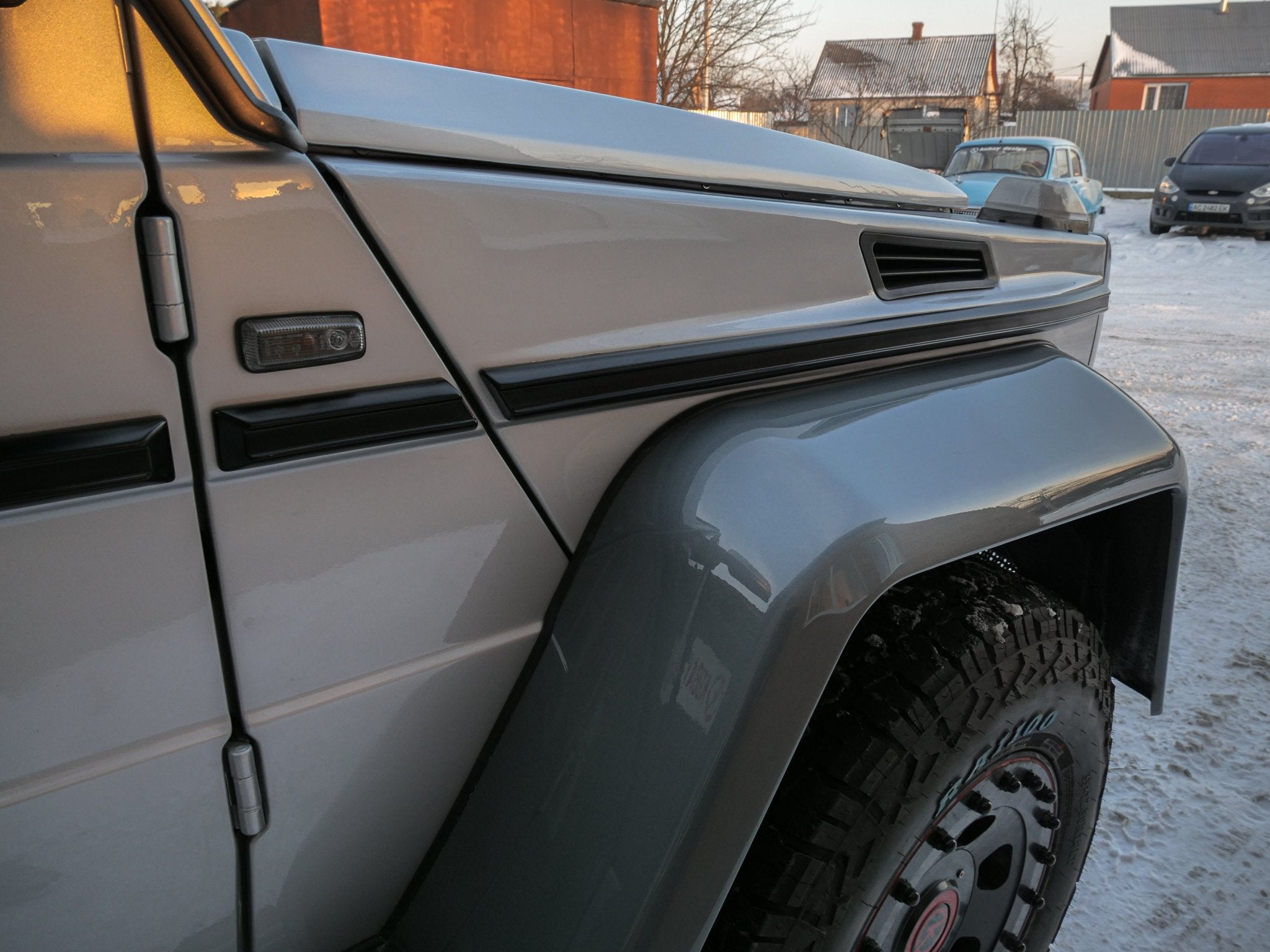 Mercedes Benz W463 3-door 4x4 G class SWB - Custom Class