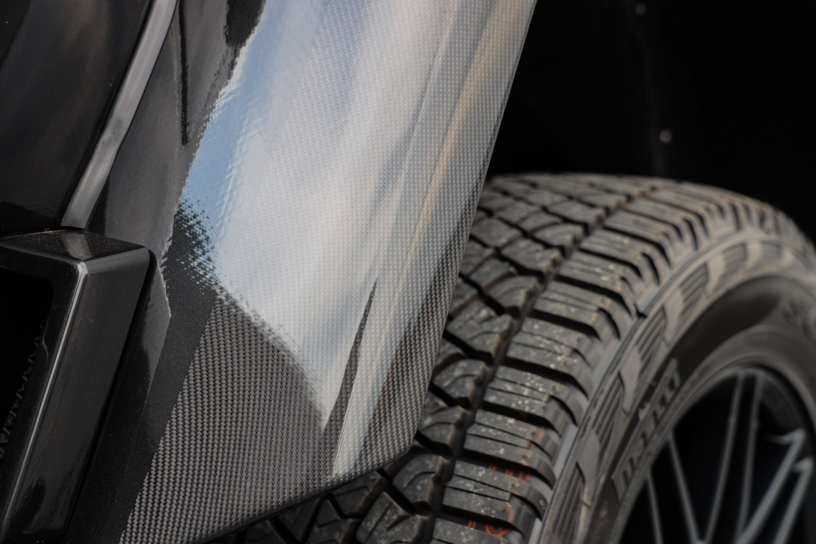 Mercedes Benz W463 4x4 G class G500 in Brabus look