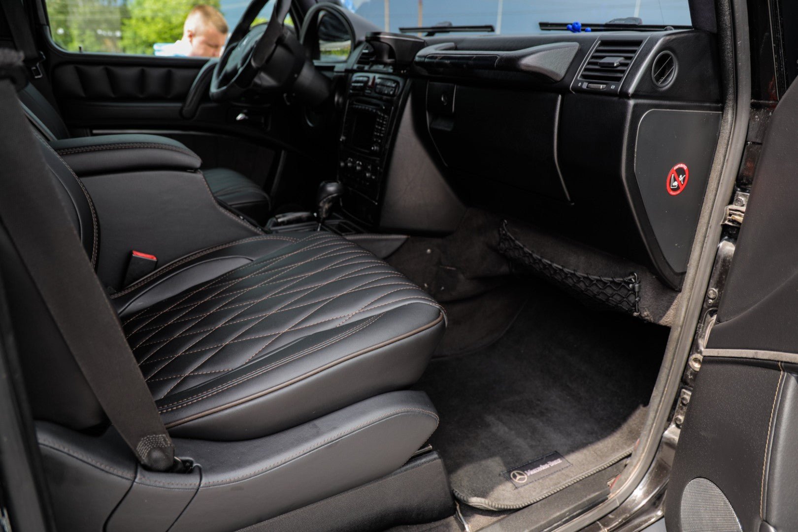 Mercedes Benz W463 4x4 G class G500 in Brabus look