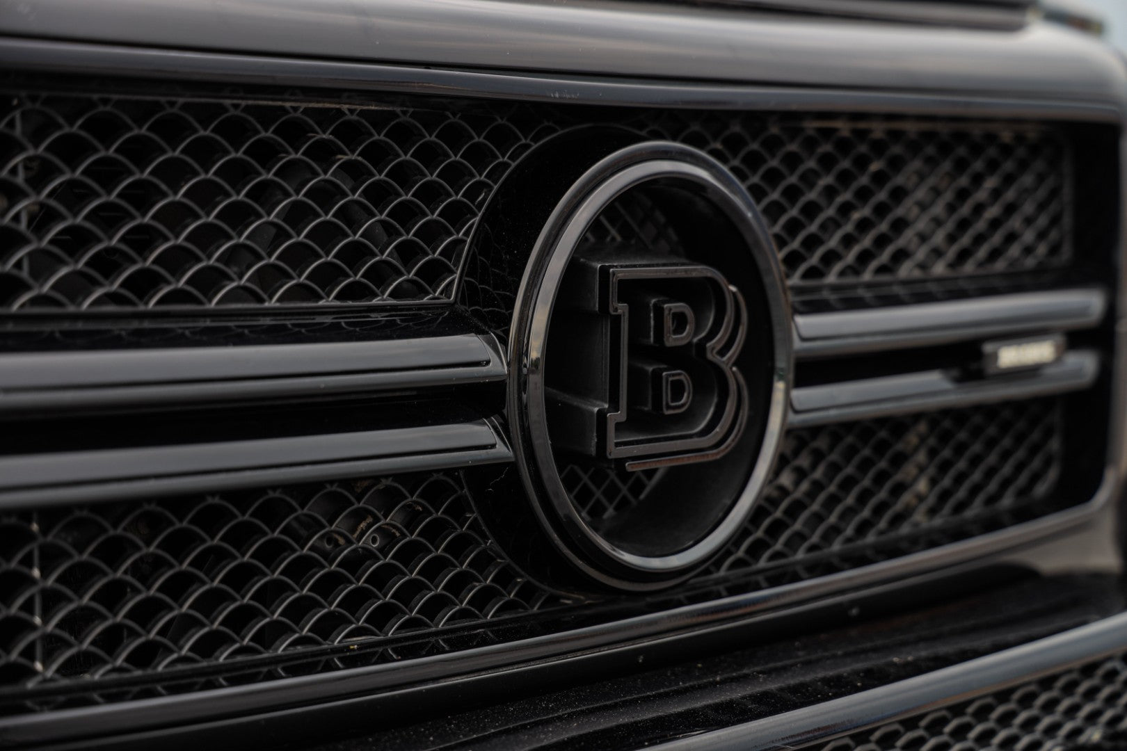 Mercedes Benz W463 4x4 G class G500 in Brabus look