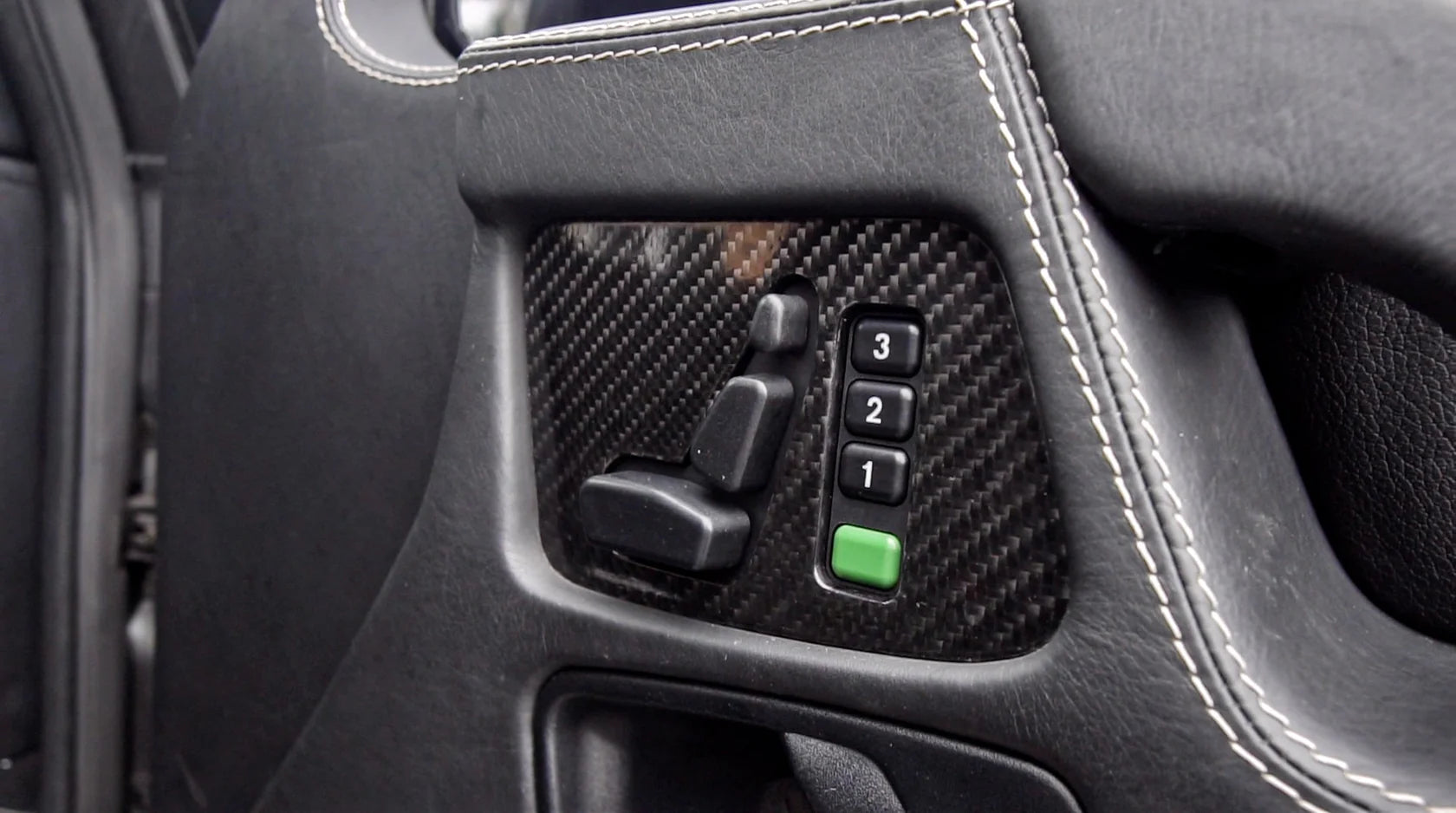 Mercedes Benz W463 6x6 G55 AMG - Custom Class