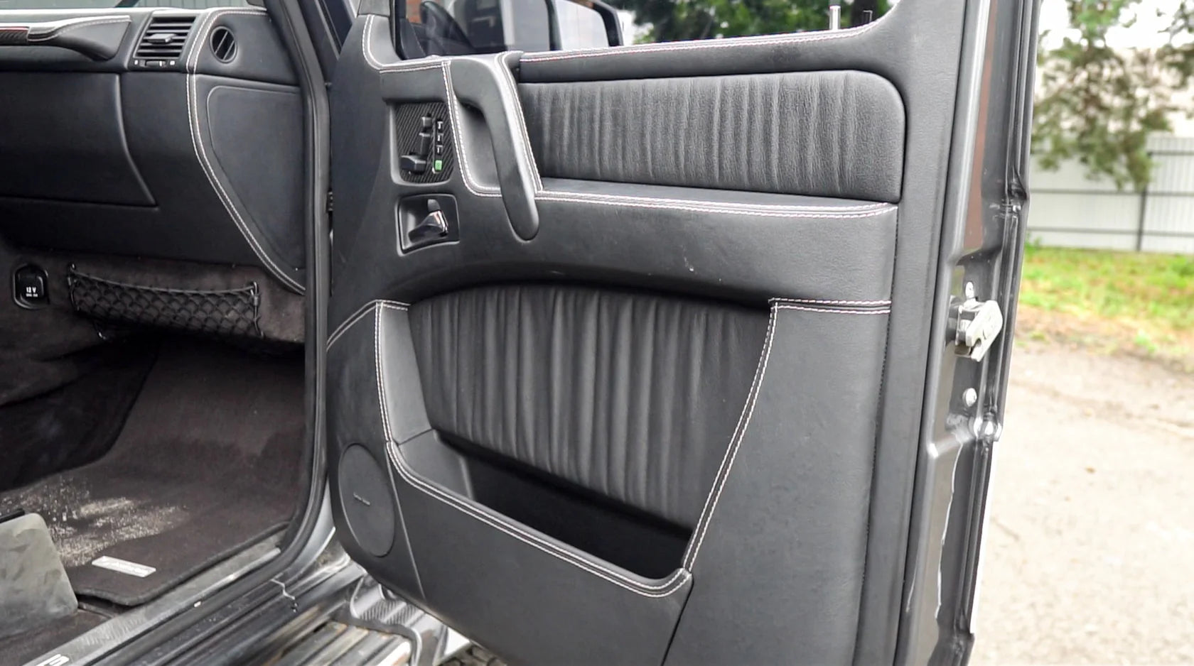 Mercedes Benz W463 6x6 G55 AMG - Custom Class