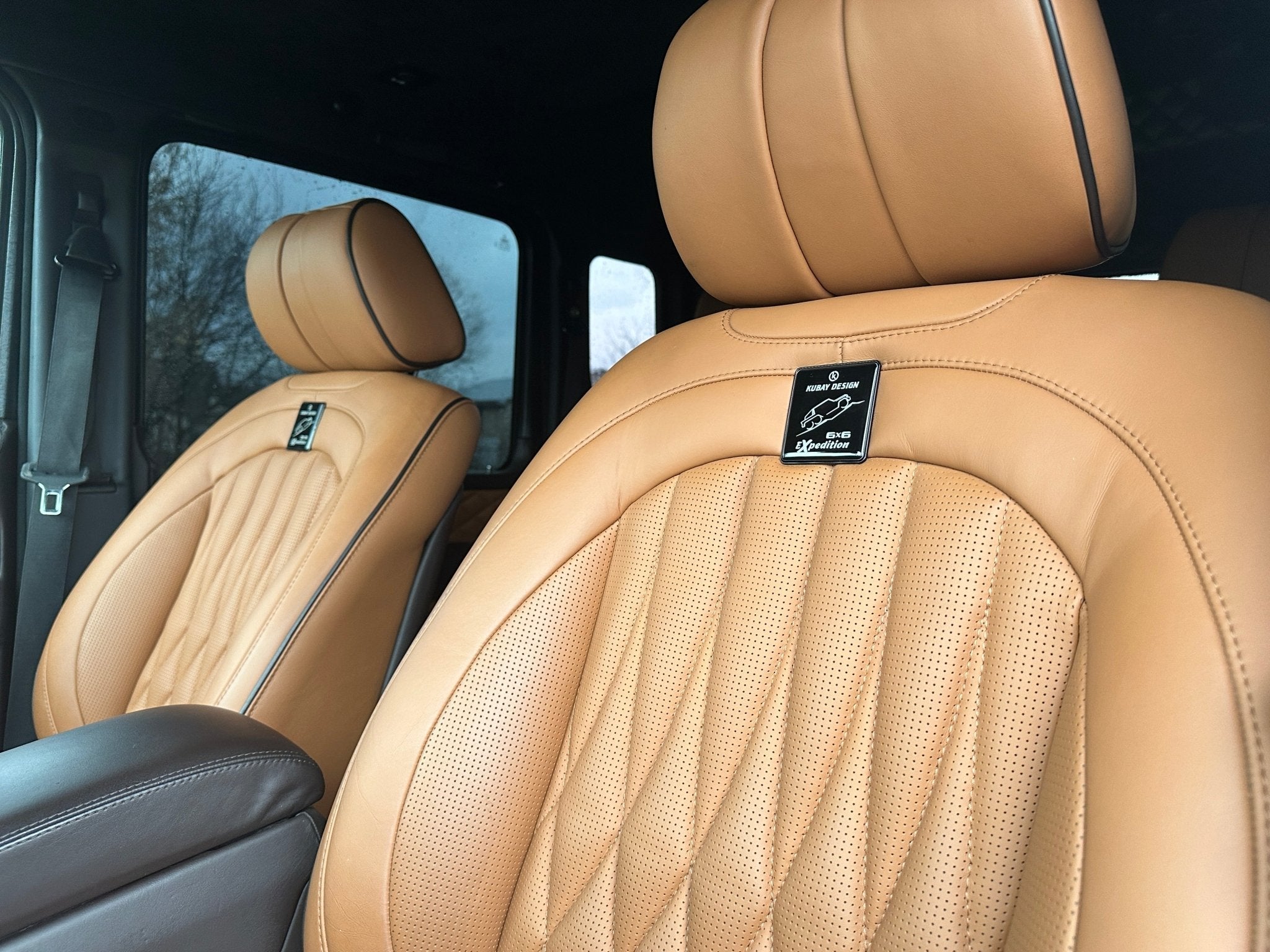 Mercedes-Benz w463 6x6 G55 Expedition 2008 with G63 2015 interior - Custom Class